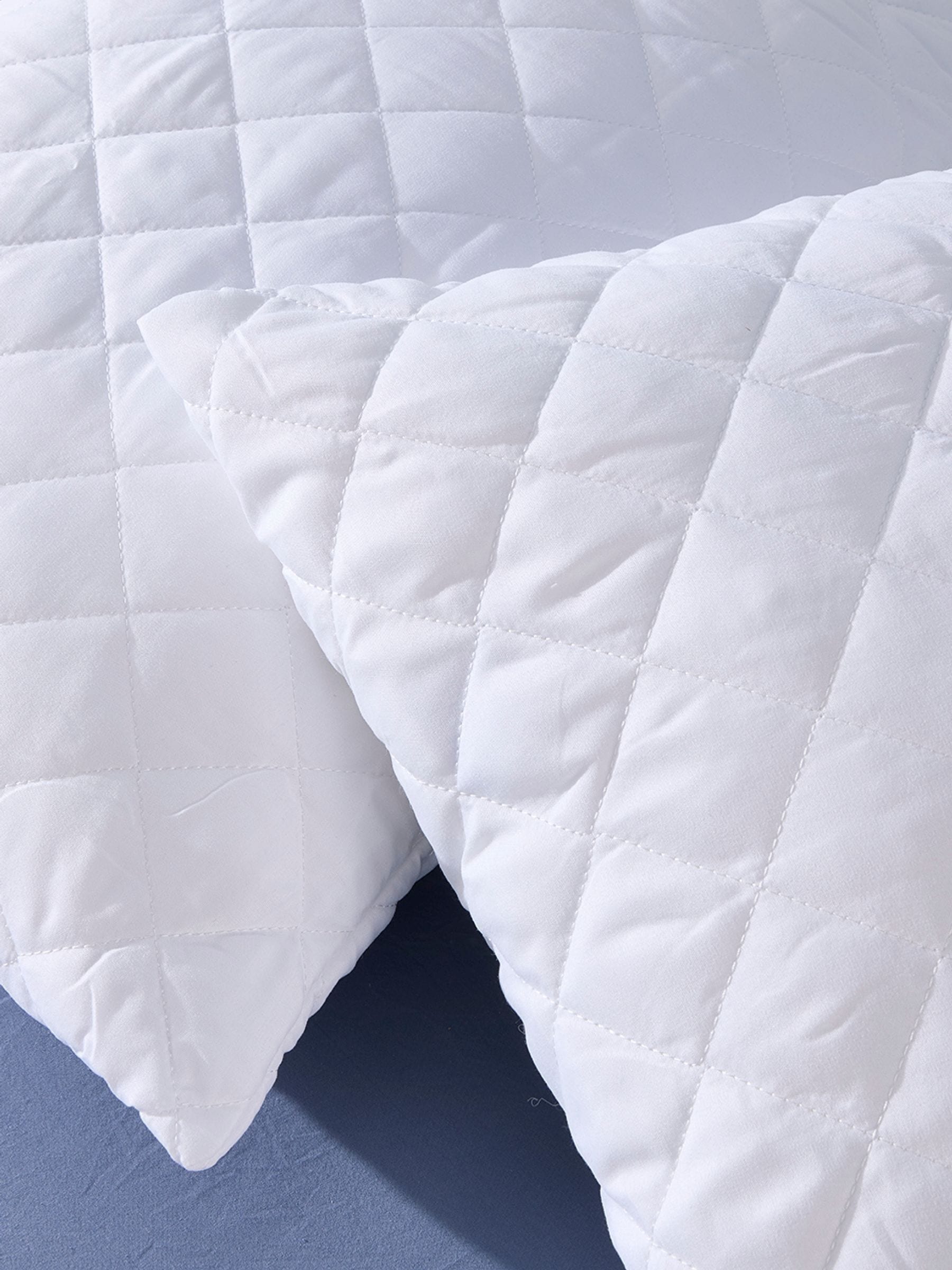 Downland Superbounce pillow protector pair 48x74cm, UK version