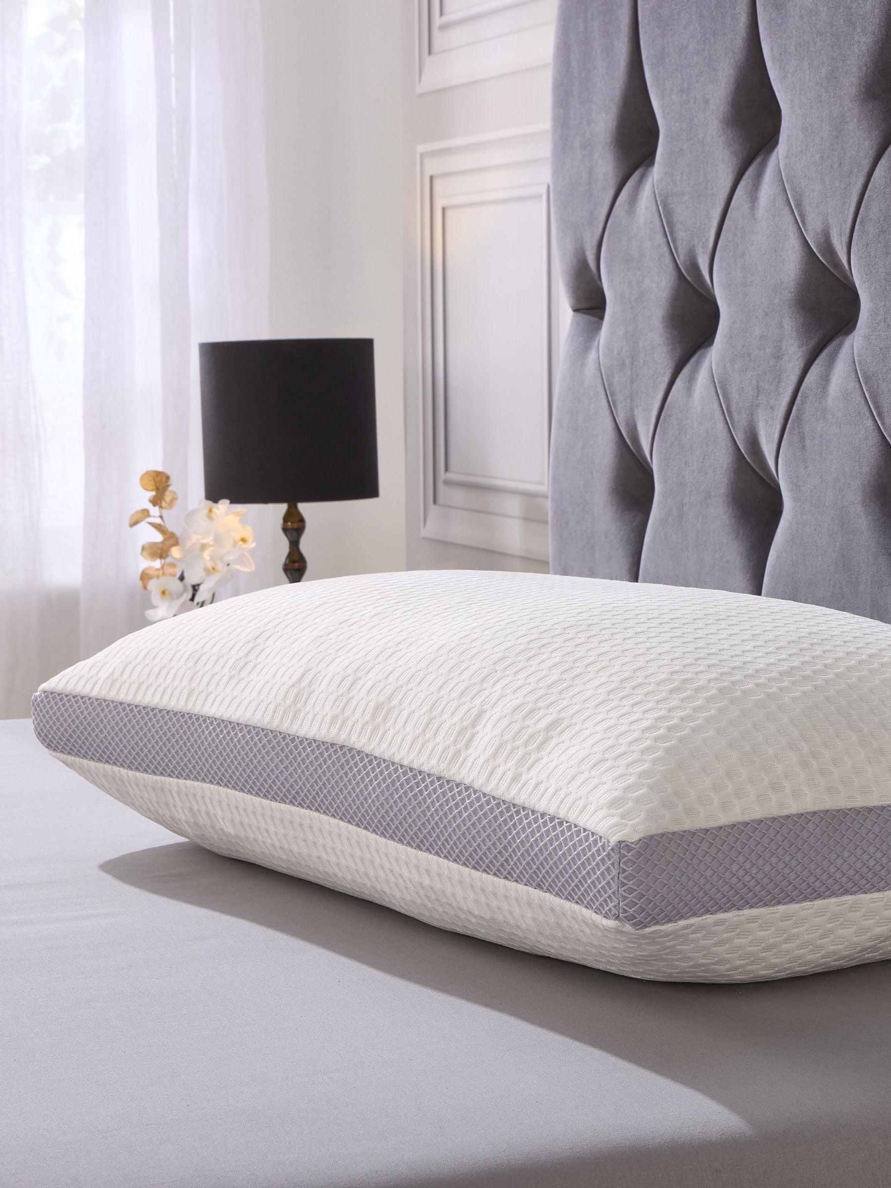 Downland Air-Flow Breathable Pillow (British brand)