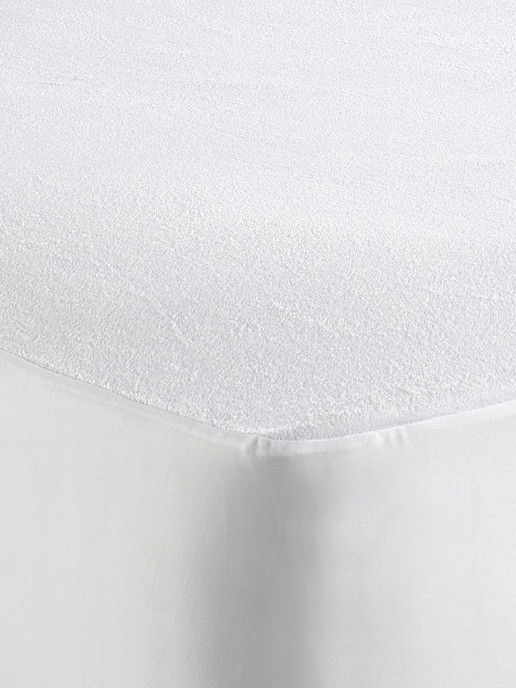 Downland terry waterproof mattress protector, UK version