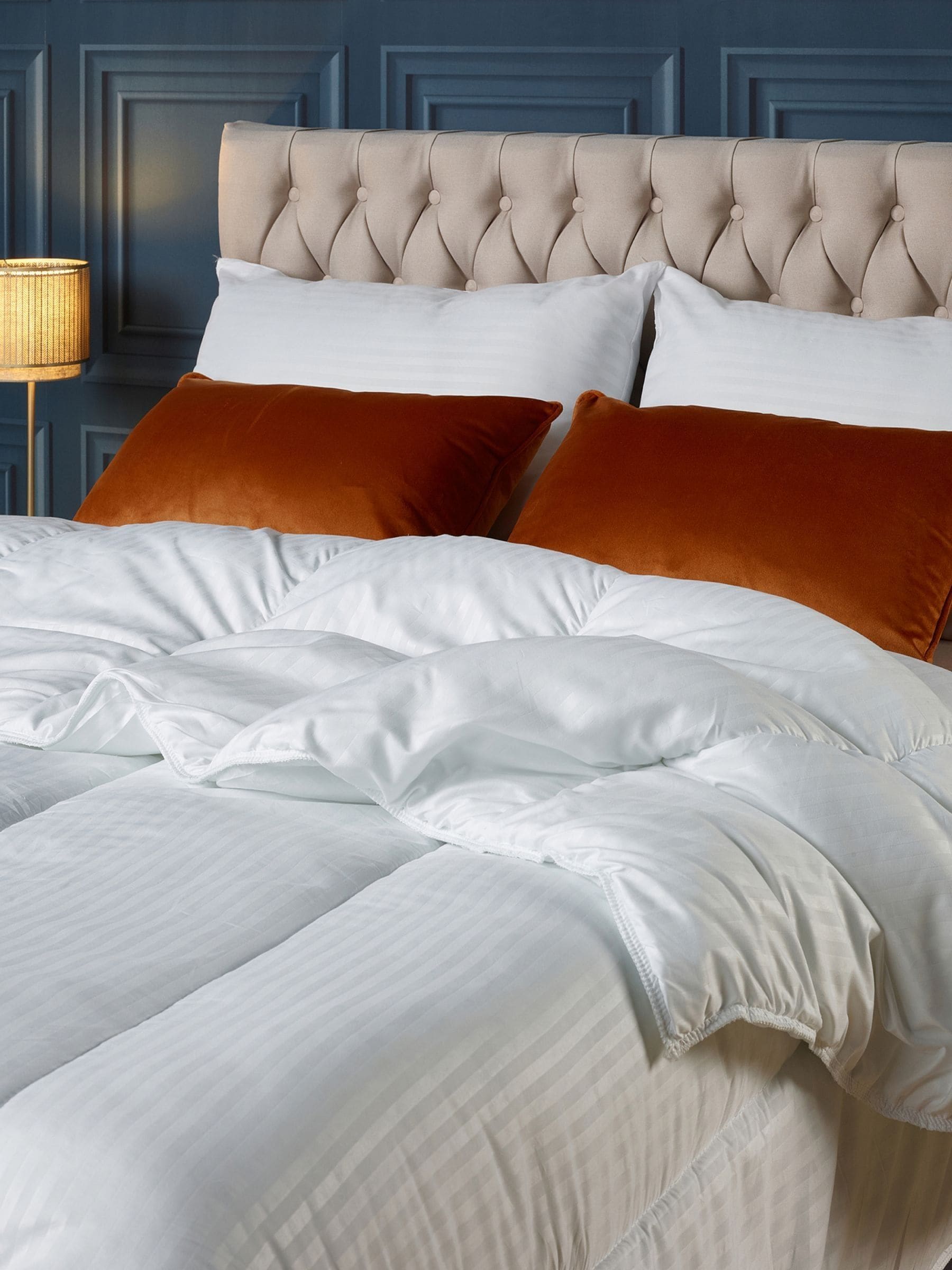 Downland Luxury Hotel Collection Satin Stripe 15 Tog Embossed Duvet
