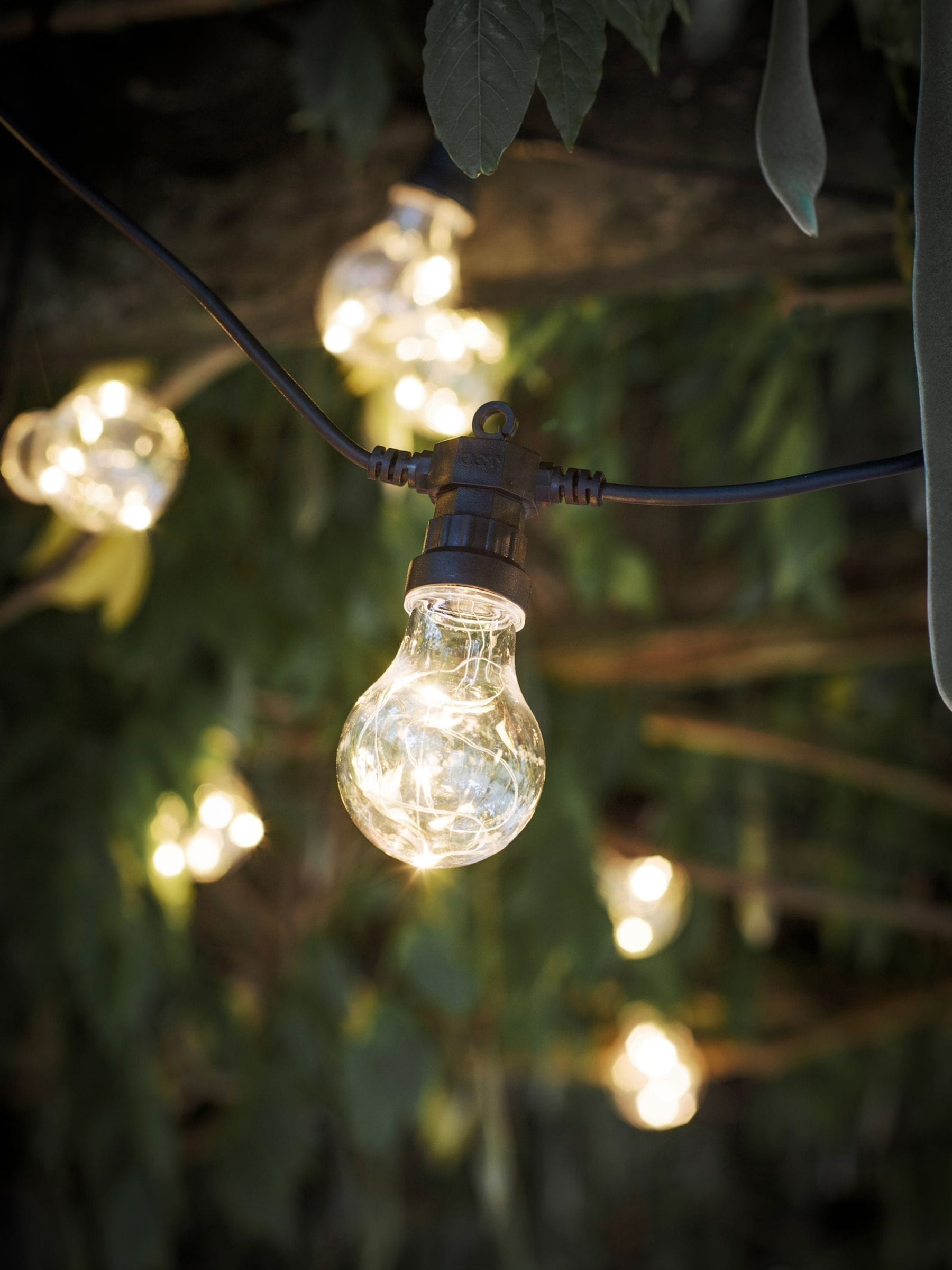 Garden Trading festoon lights 20 bulbs, imported from the UK