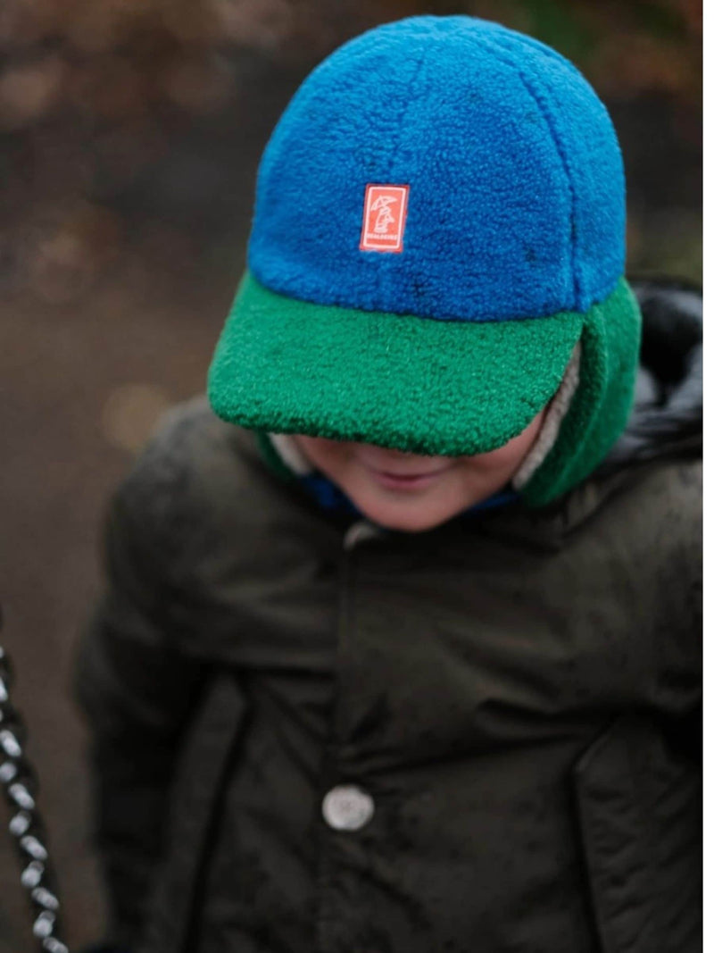 Sealskinz waterproof children's sherpa fleece hat with ear warmers, imported from the UK