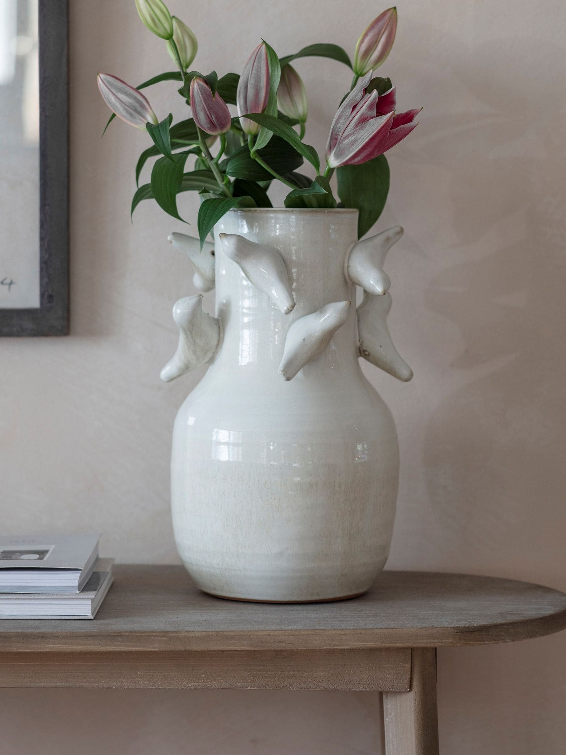 One.World Blythdale bird vase stoneware (British brand)