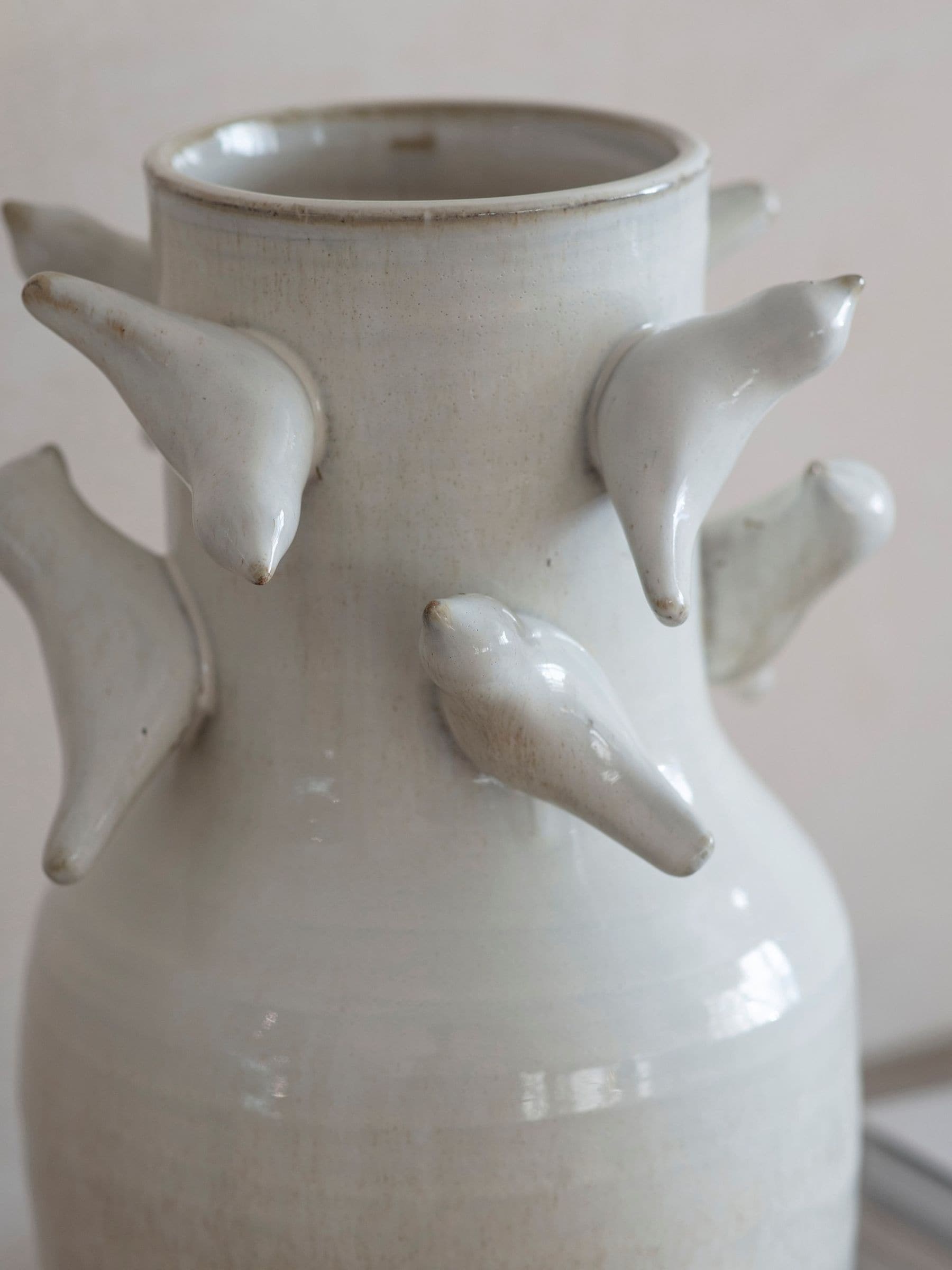 One.World Blythdale bird vase stoneware (British brand)
