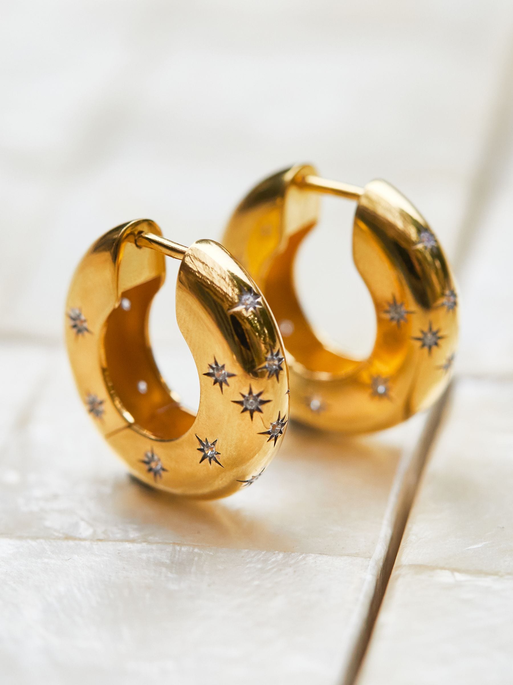 Carrie Elizabeth chunky star hoops gold tone cubic zirconia - British product