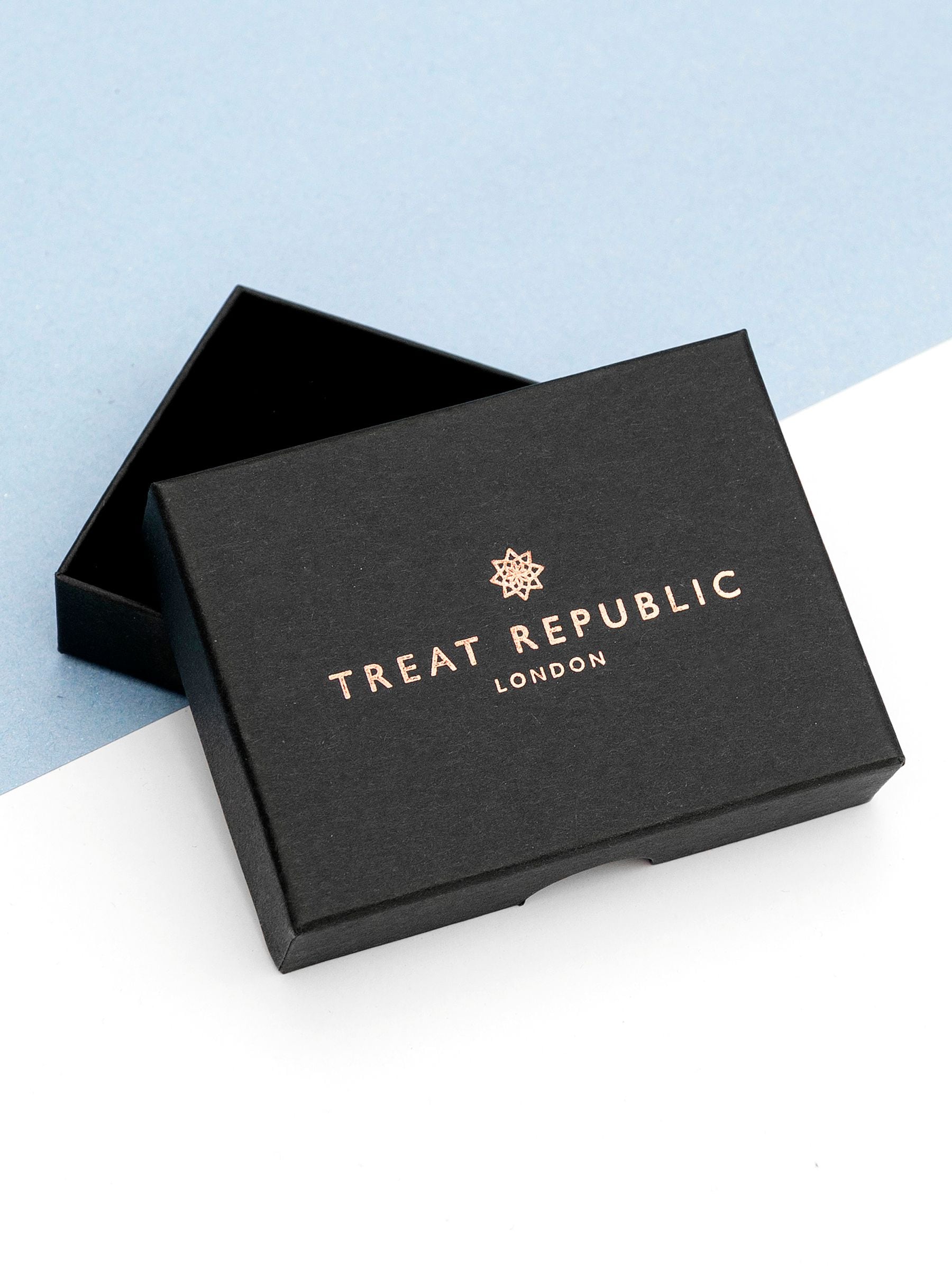 Treat Republic personalised matte star and drop necklace (British brand)