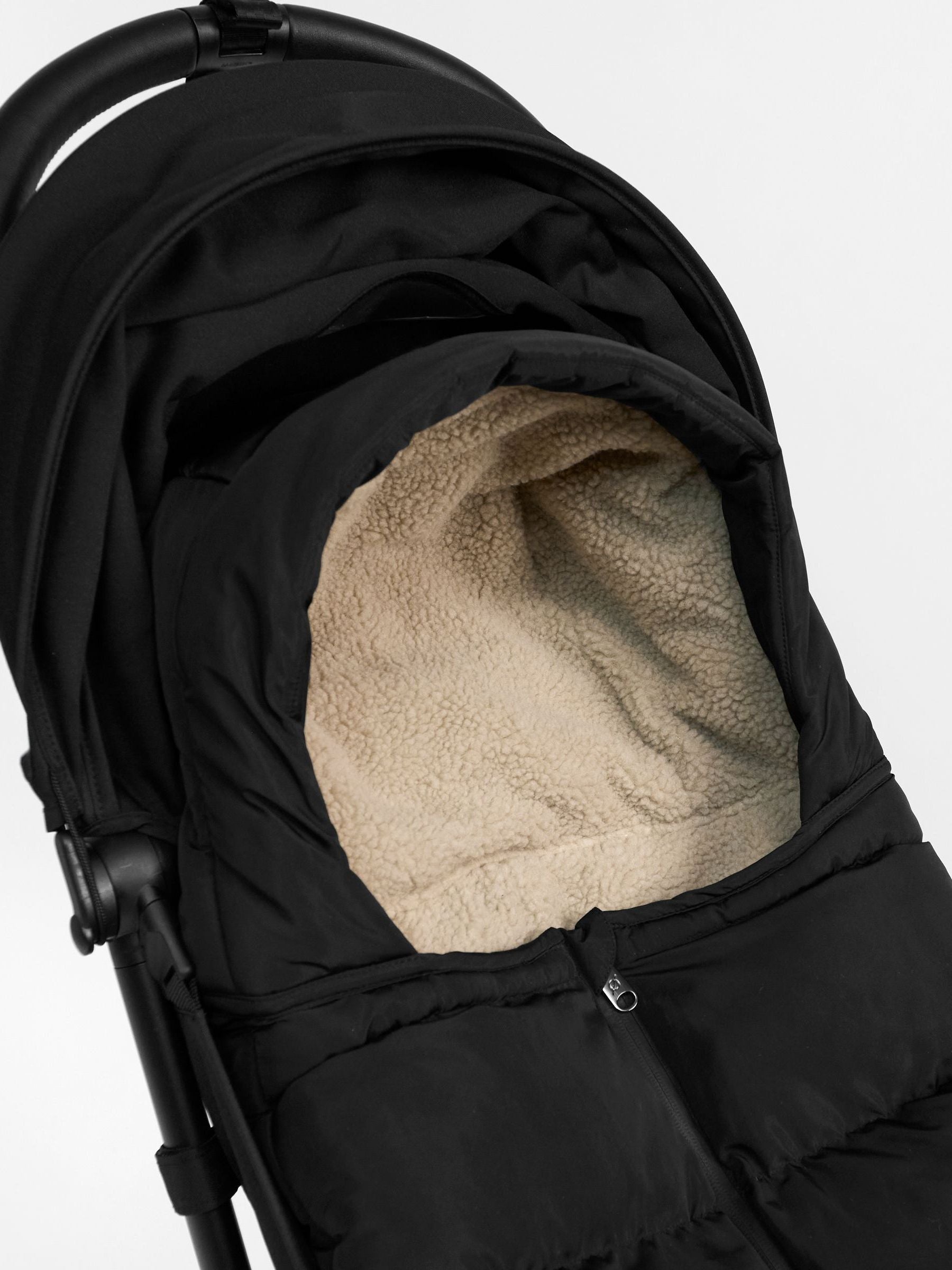 Finnson Black Alma quilted foot muff - British product