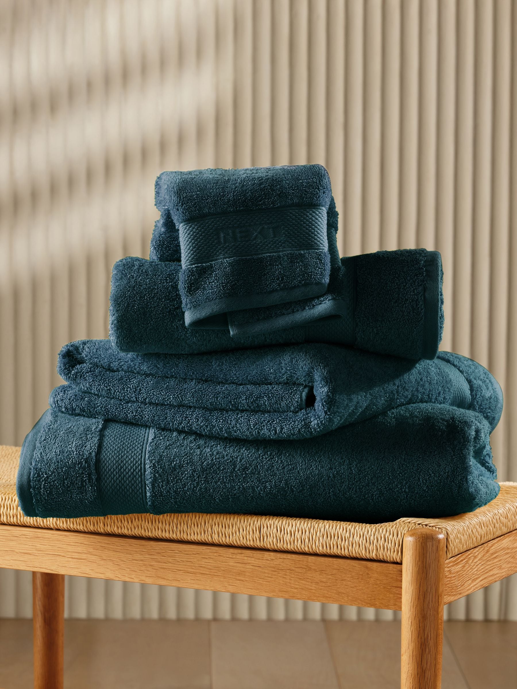 Egyptian cotton towel 600gsm super soft absorbent - British product