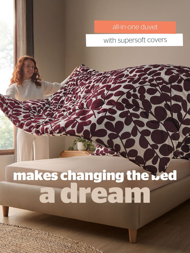 Silentnight leaf print coverless duvet set 10.5 tog - British product