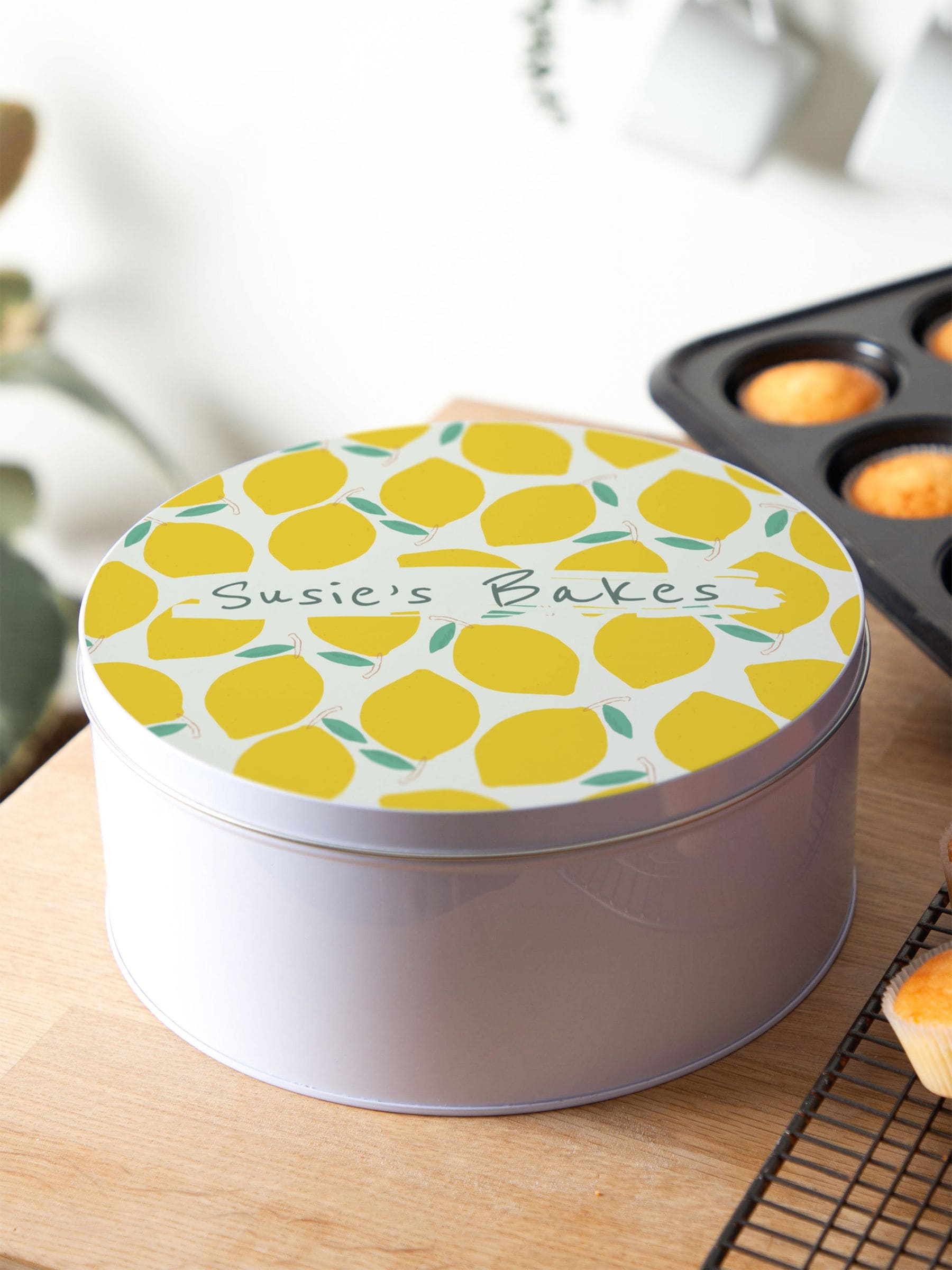 No Ordinary Gift personalised lemon cake tin 23cm - British product