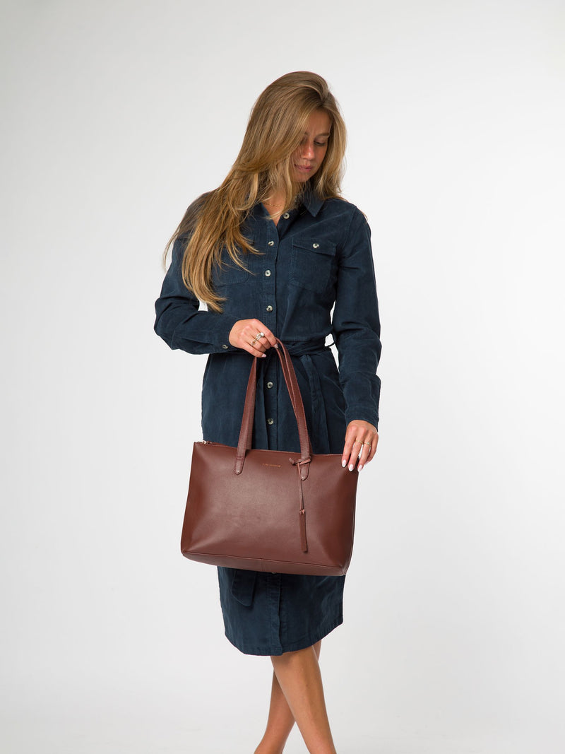 Pure Luxuries London Morden brown leather tote bag - British product
