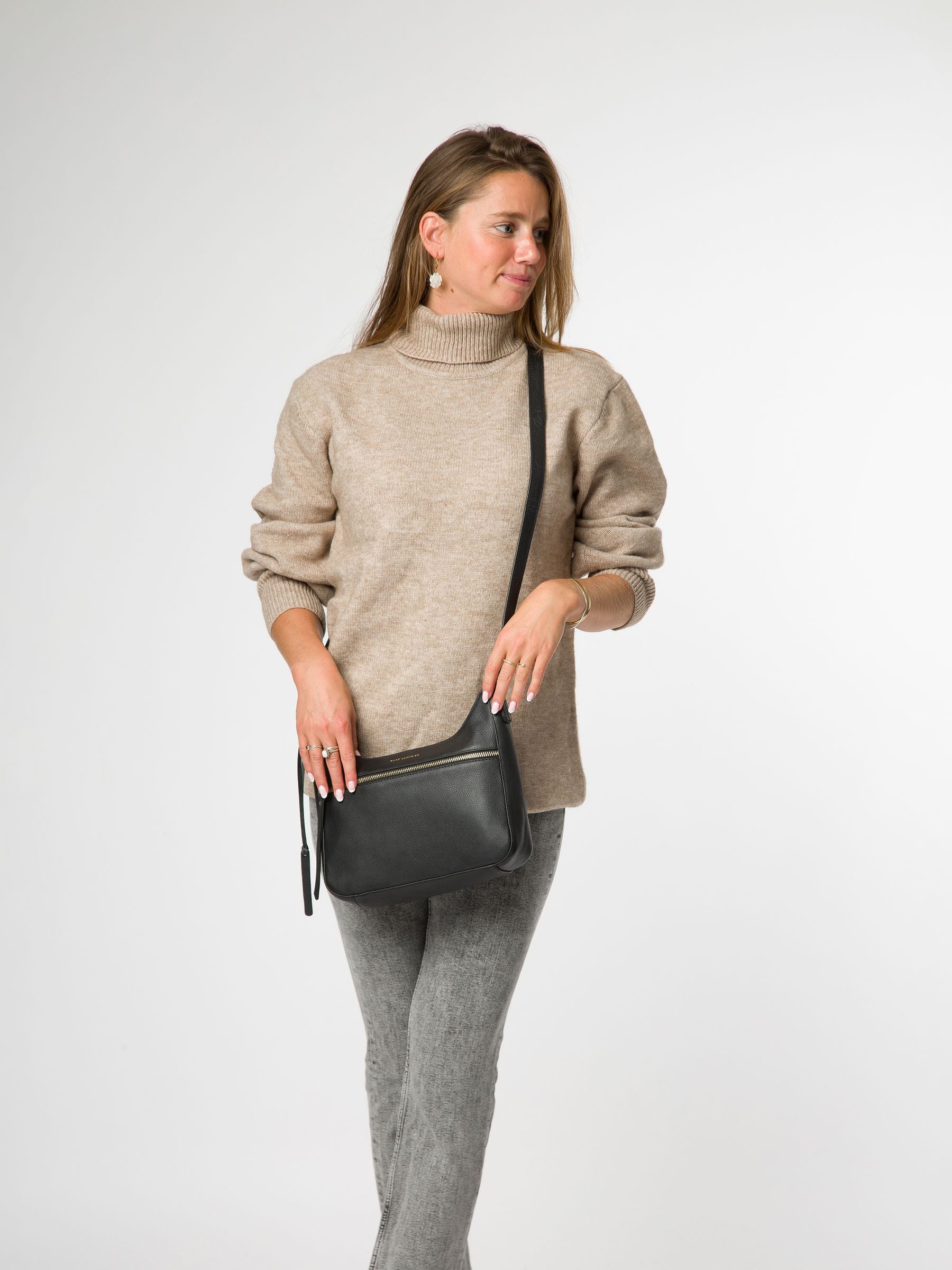 Pure Luxuries London cross-body bag black Nunwell, imported from the UK