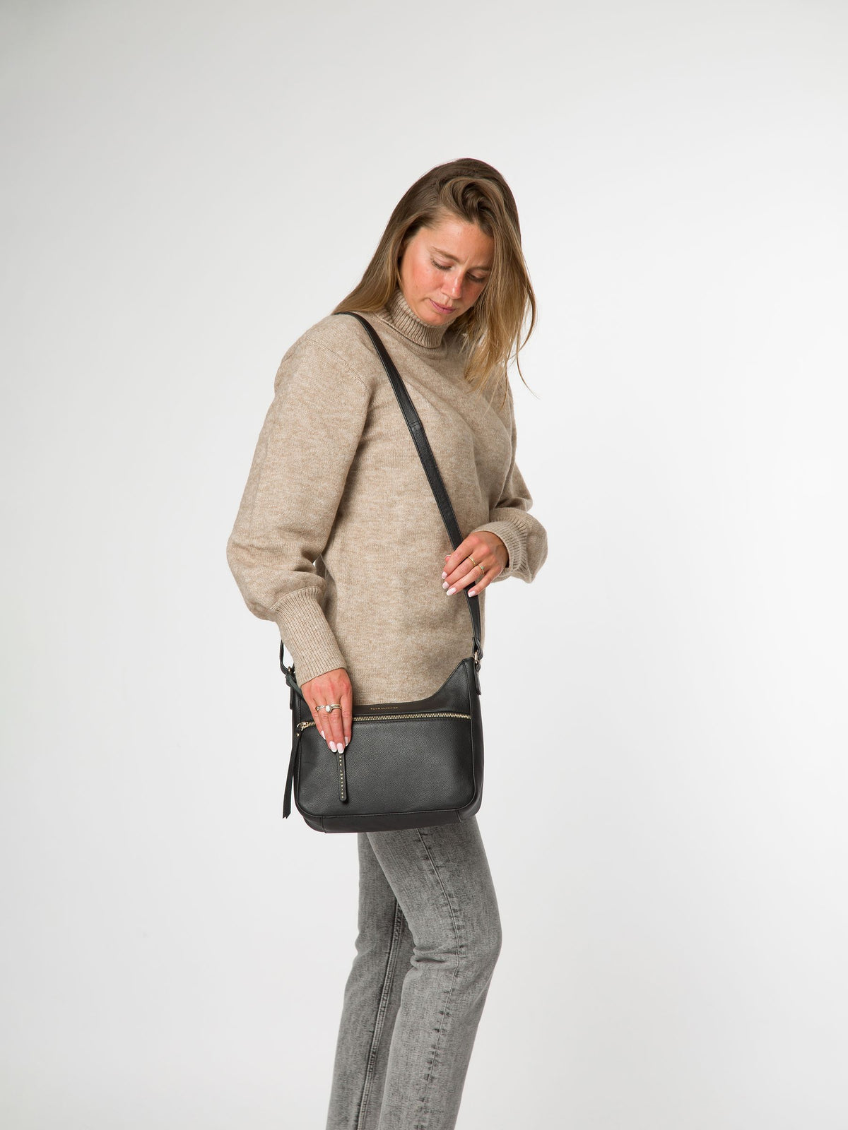 Pure Luxuries London cross-body bag black Nunwell, imported from the UK