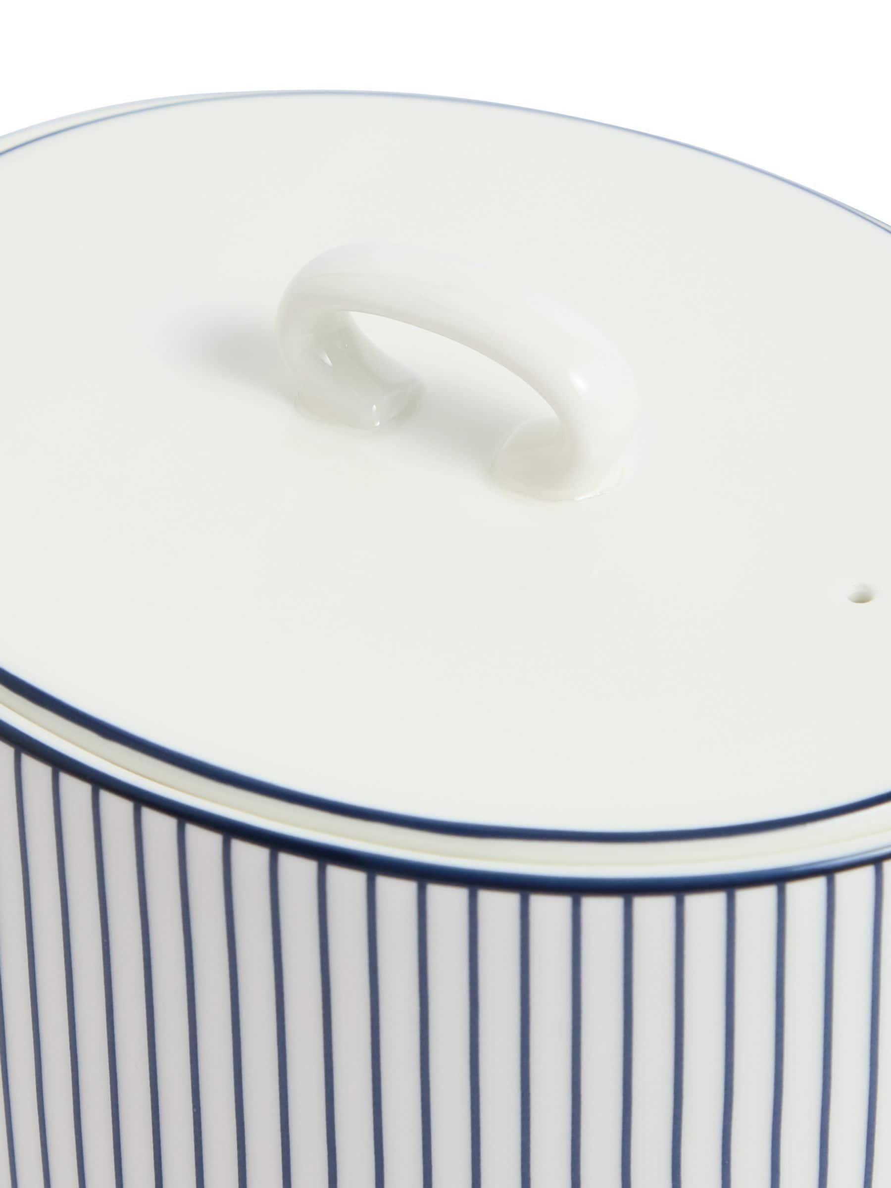 Wedgwood Gio pinstripe teapot 940ml, UK version