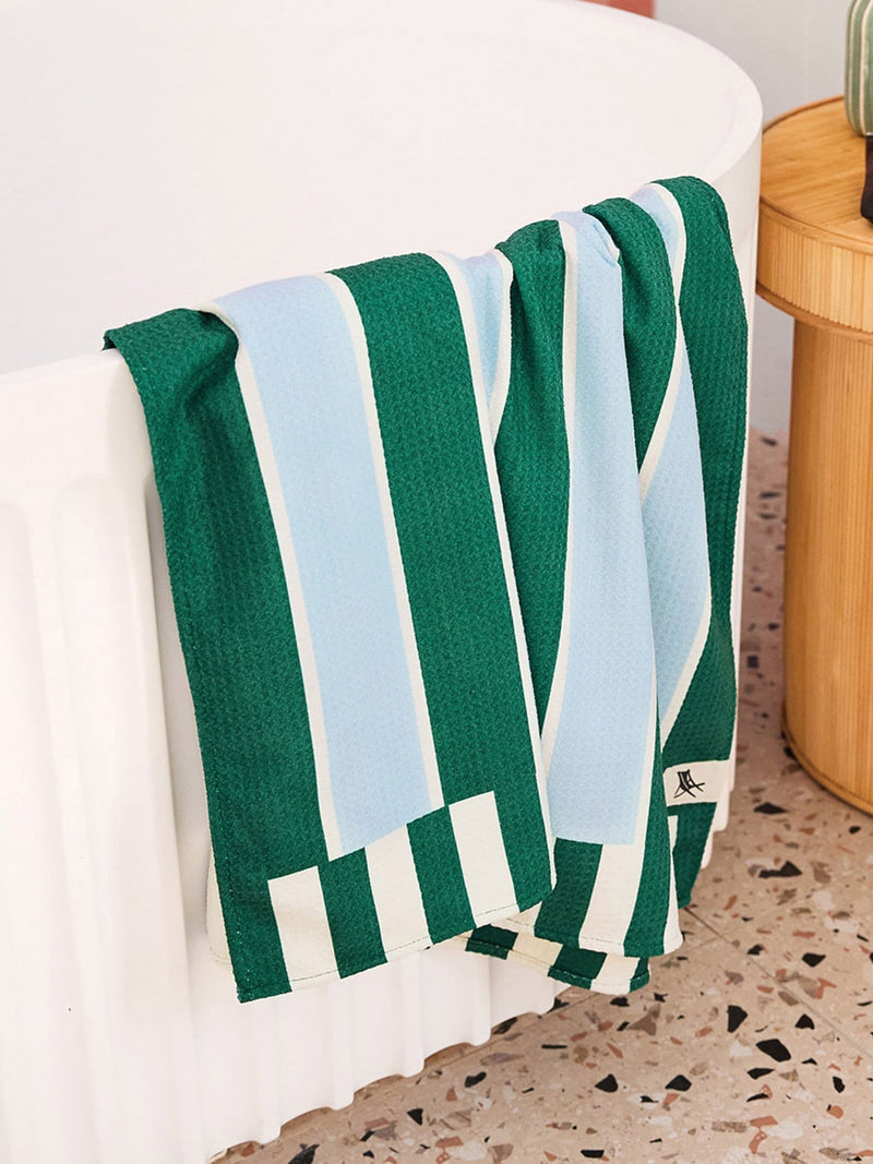 Dock & Bay Peppermint Punch Quick Dry Travel Home Bath Towel