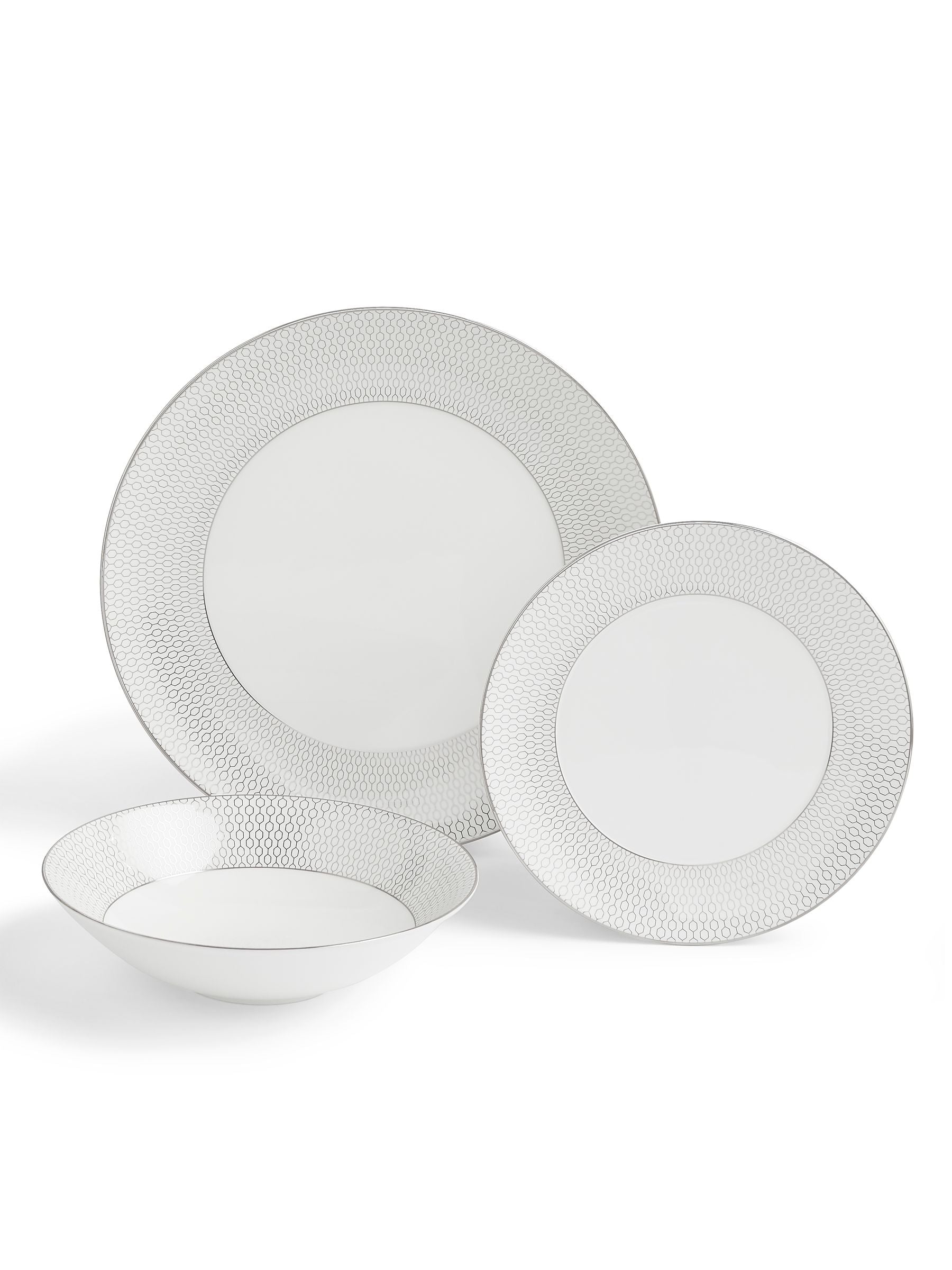 Wedgwood Gio Platinum dinnerware set 12 piece, UK version