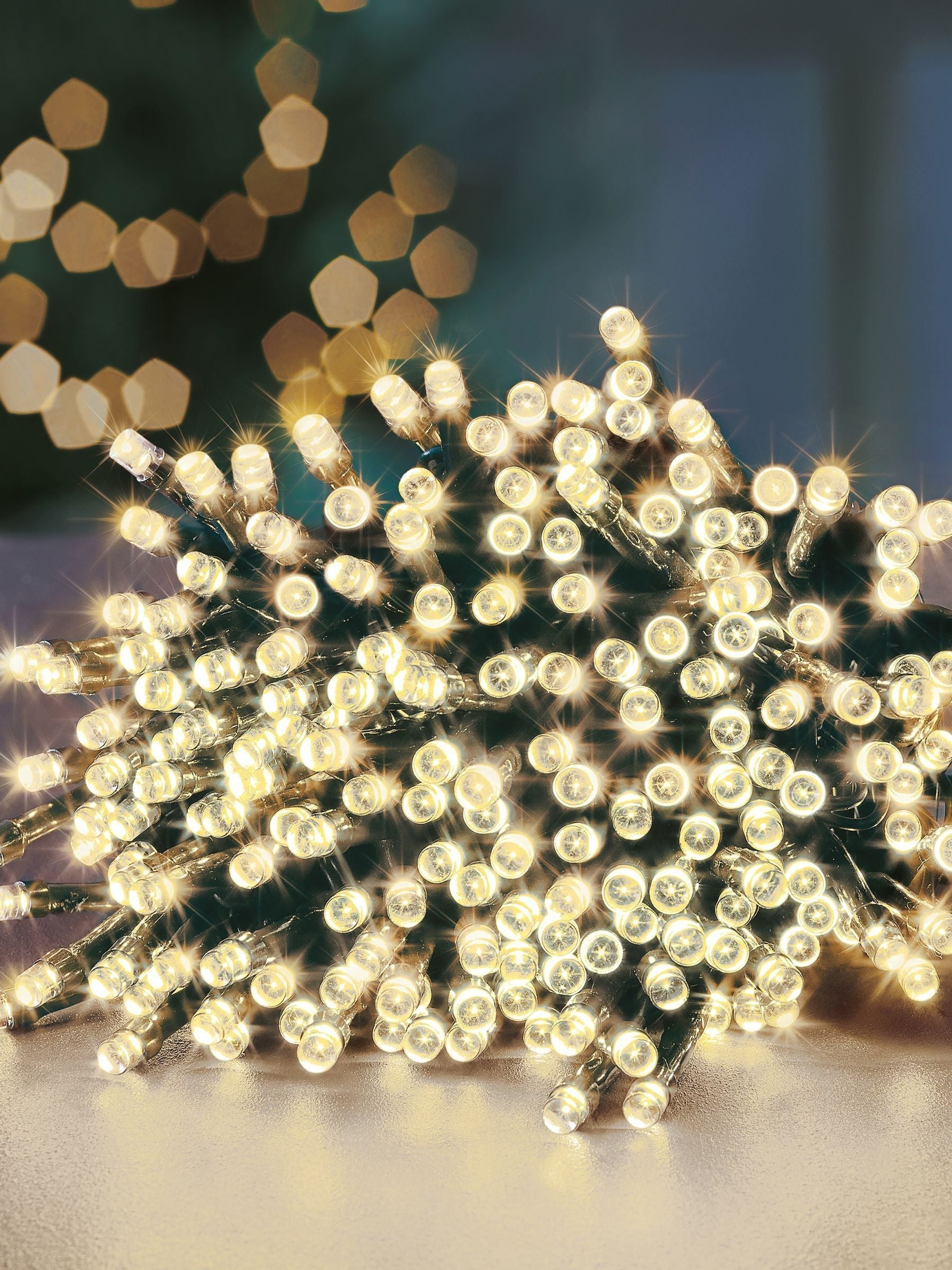 Premier Decorations warm white 240 LED tree lights 6m - British product