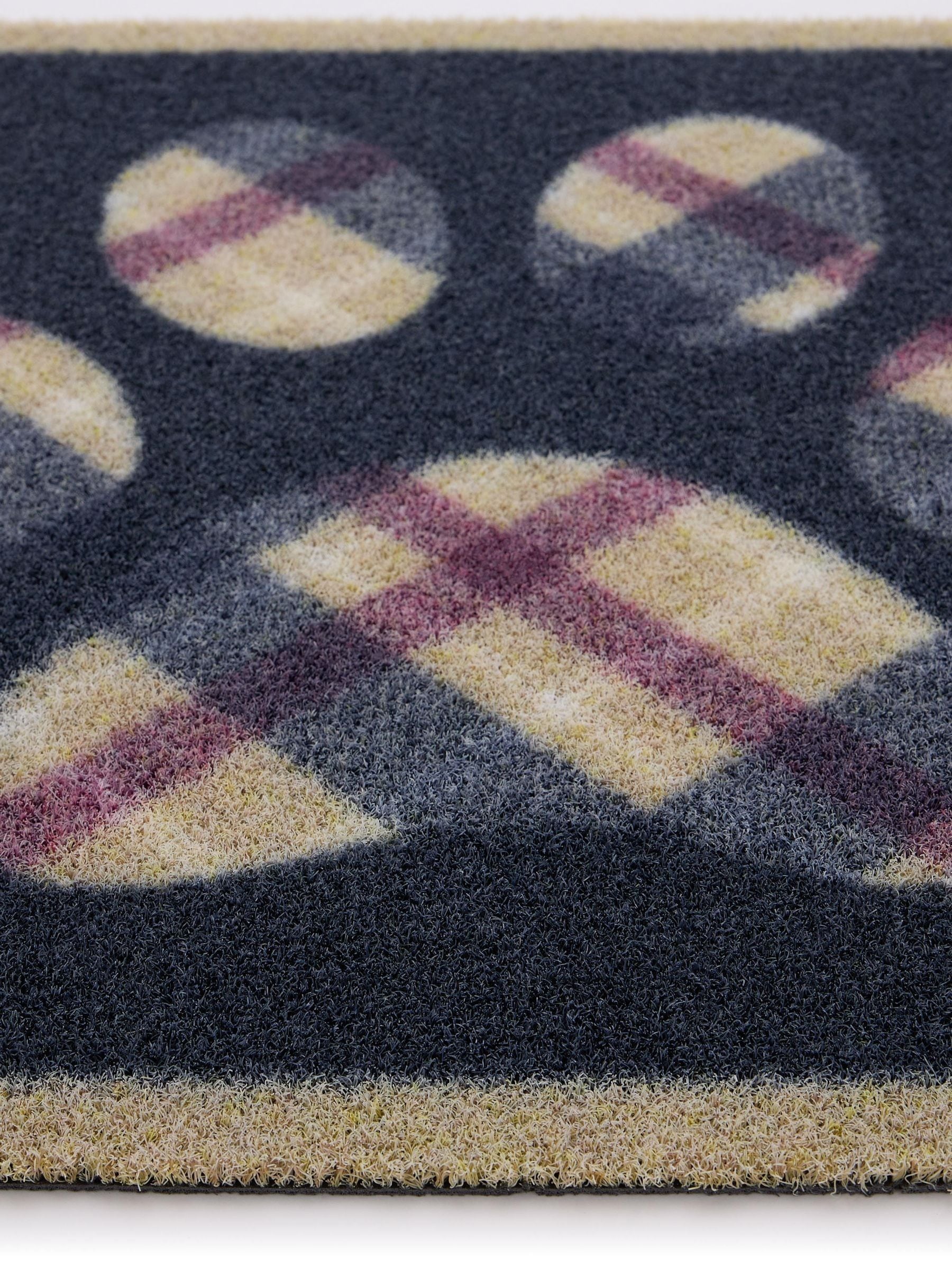 Hug Rug outdoor mat Navy Tartan Paw - British product