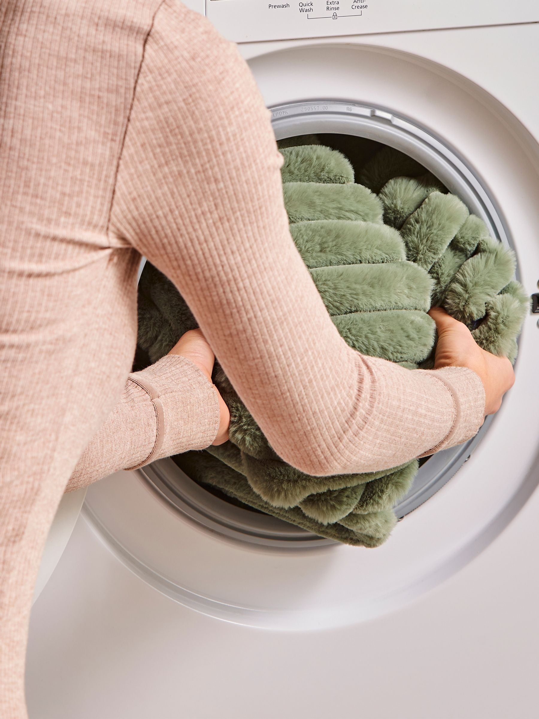 Morphy Richards EverCosy small fleece electric heated throw - British product