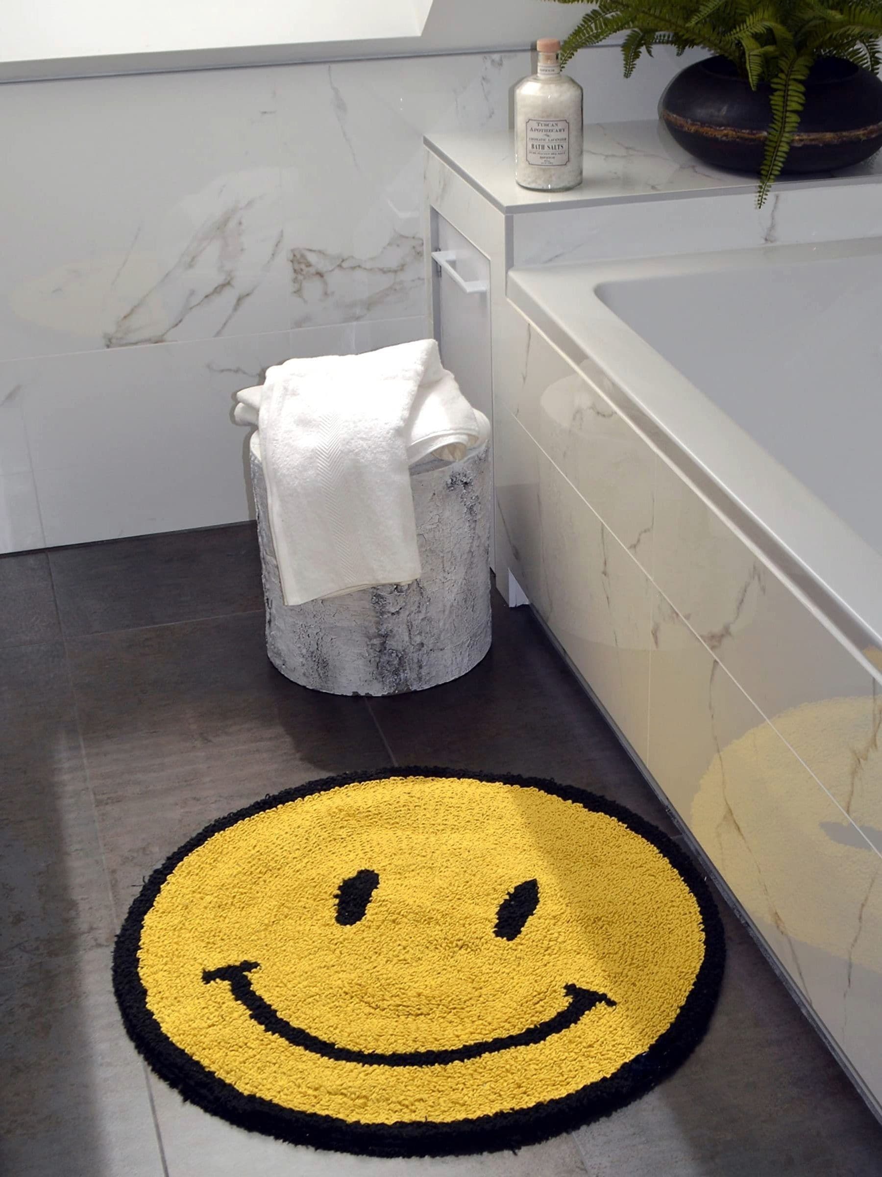 Mooky Mats yellow happy face round bath mat 70cm - British product