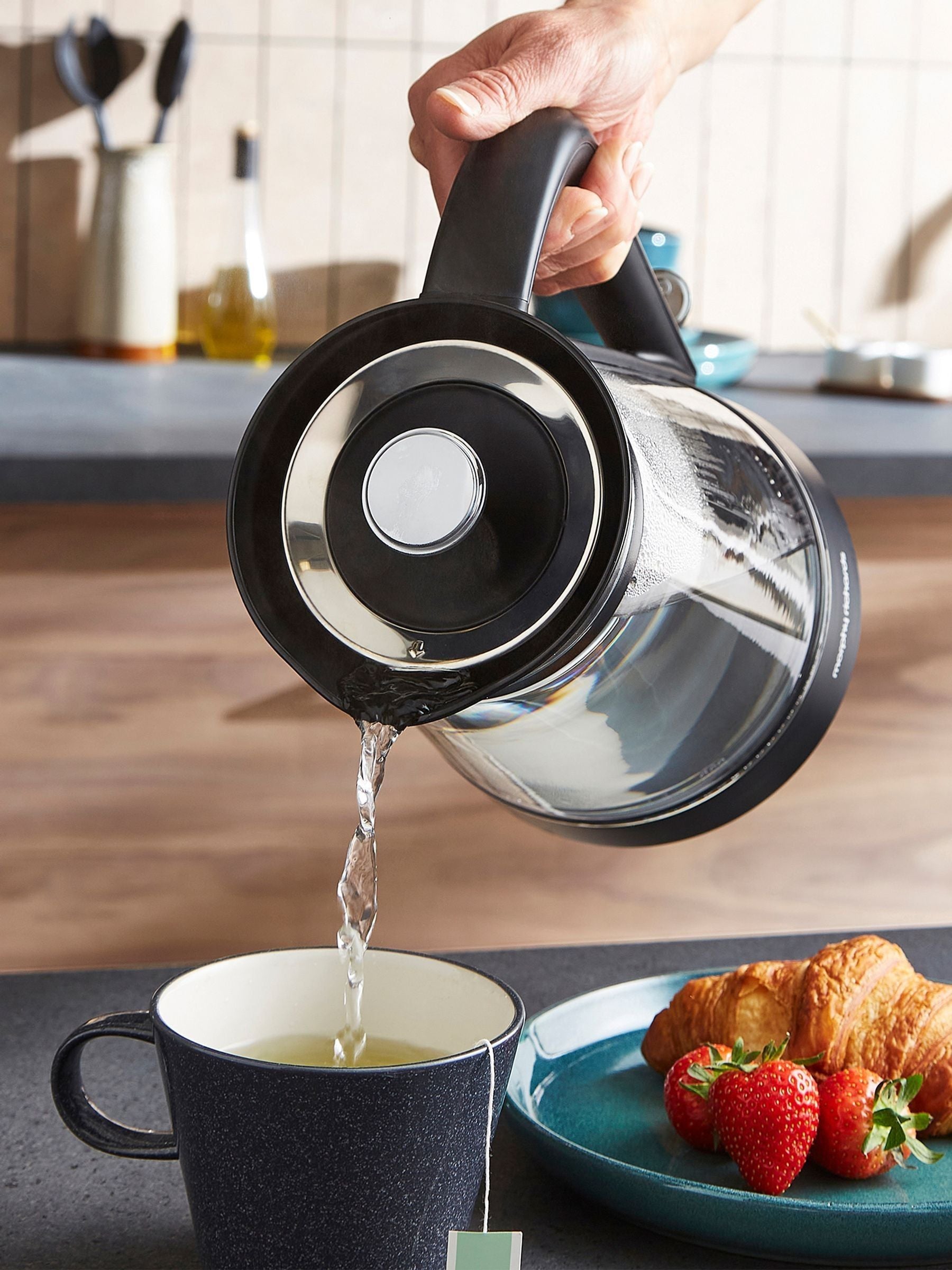 Morphy Richards glass jug kettle 1.7L - British product