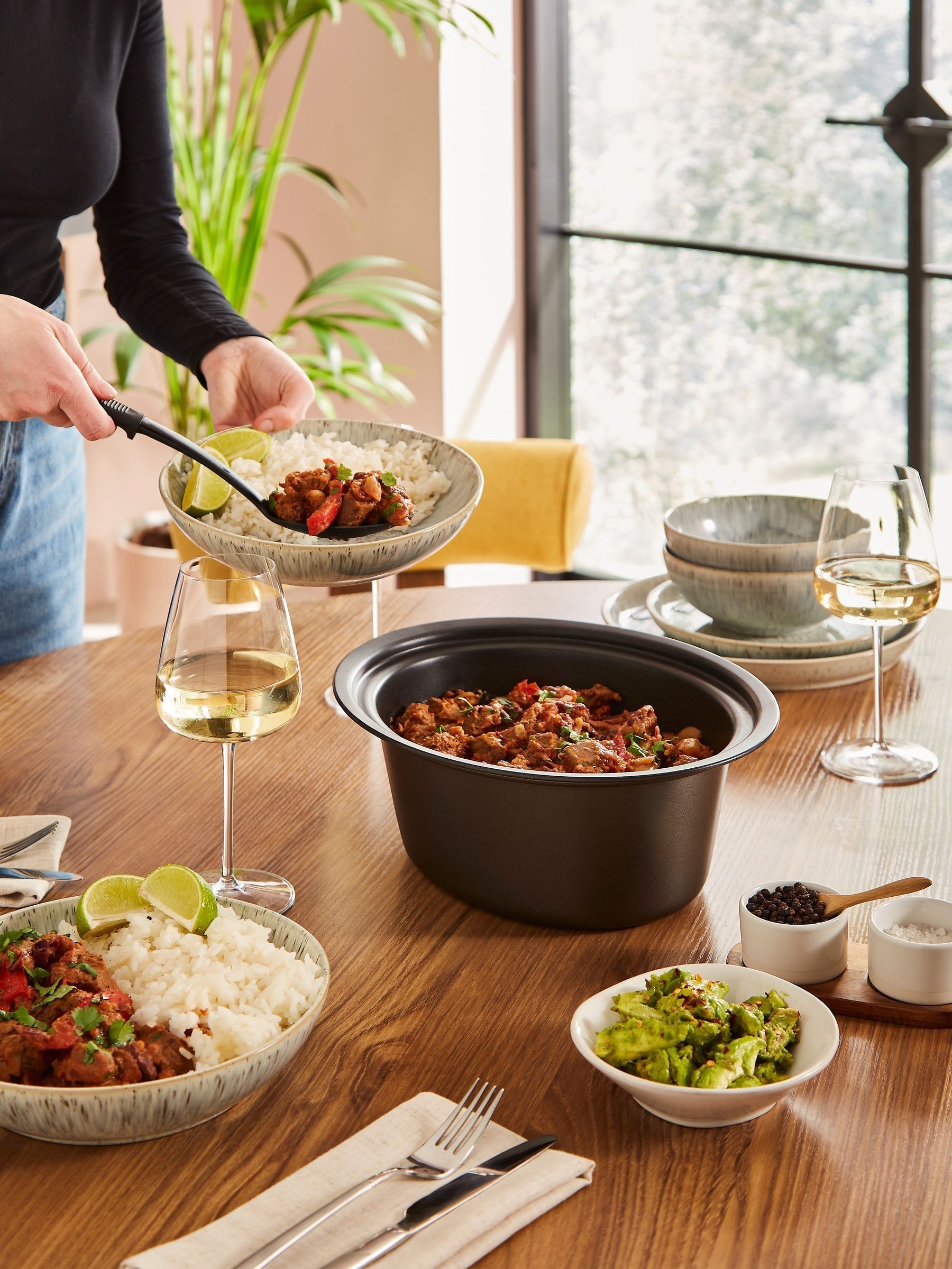 Morphy Richards Purple Accents Sear & Stew slow cooker 3.5L, UK version