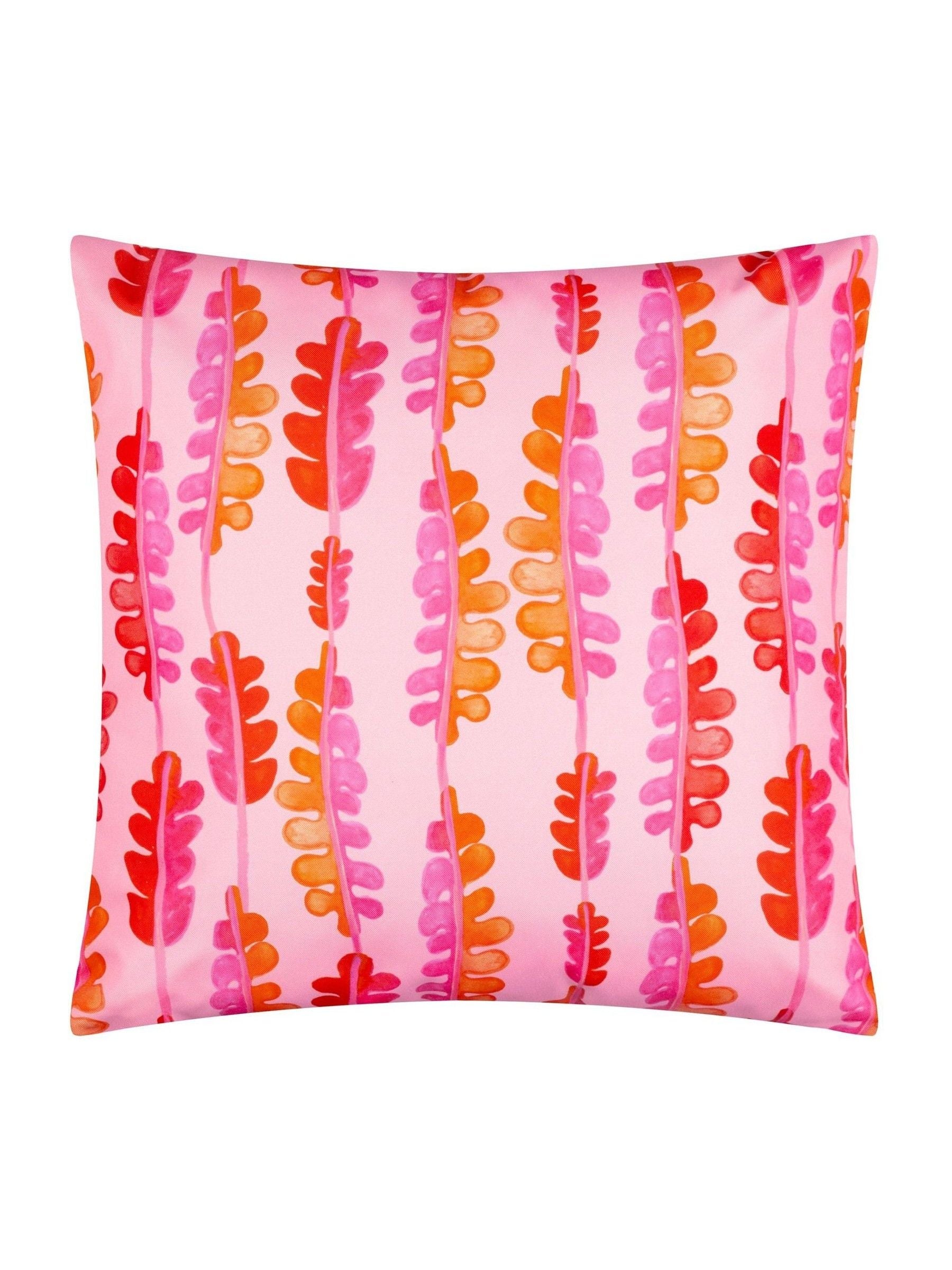 Furn Natural Tropical Bloom outdoor cushion 45x45, UK version