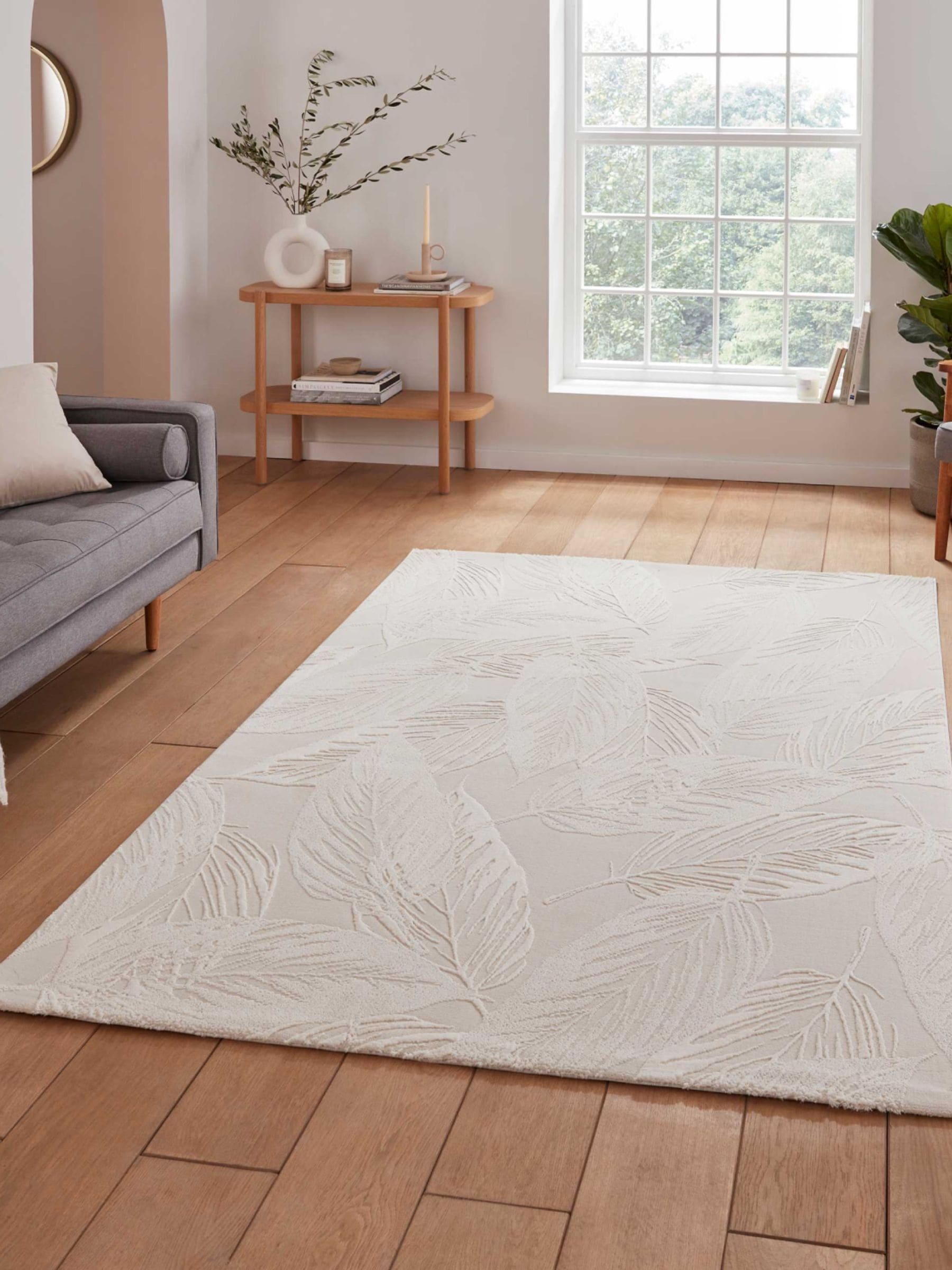 Think Rugs botanical rug Flores cream - British product