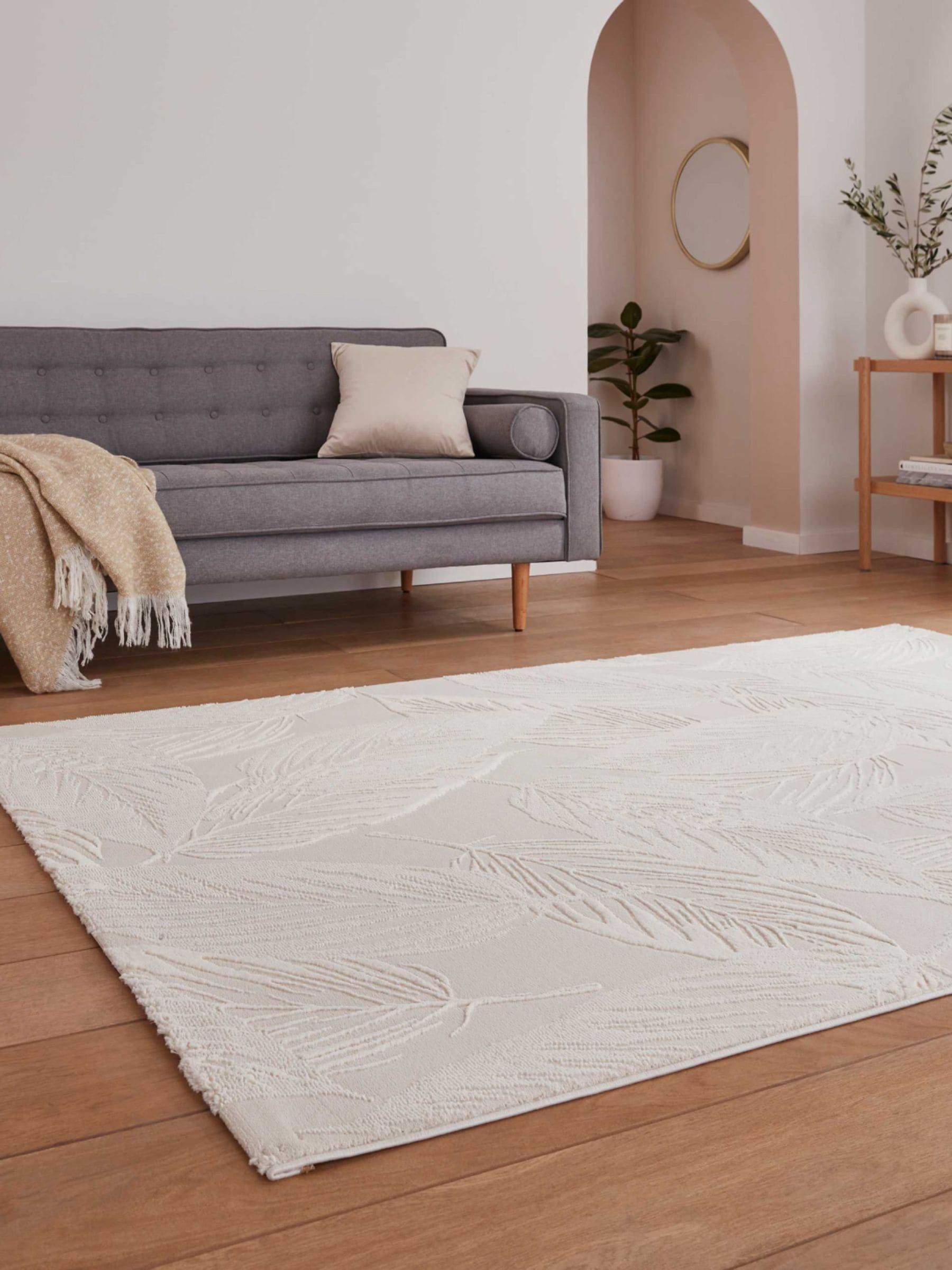 Think Rugs botanical rug Flores cream - British product