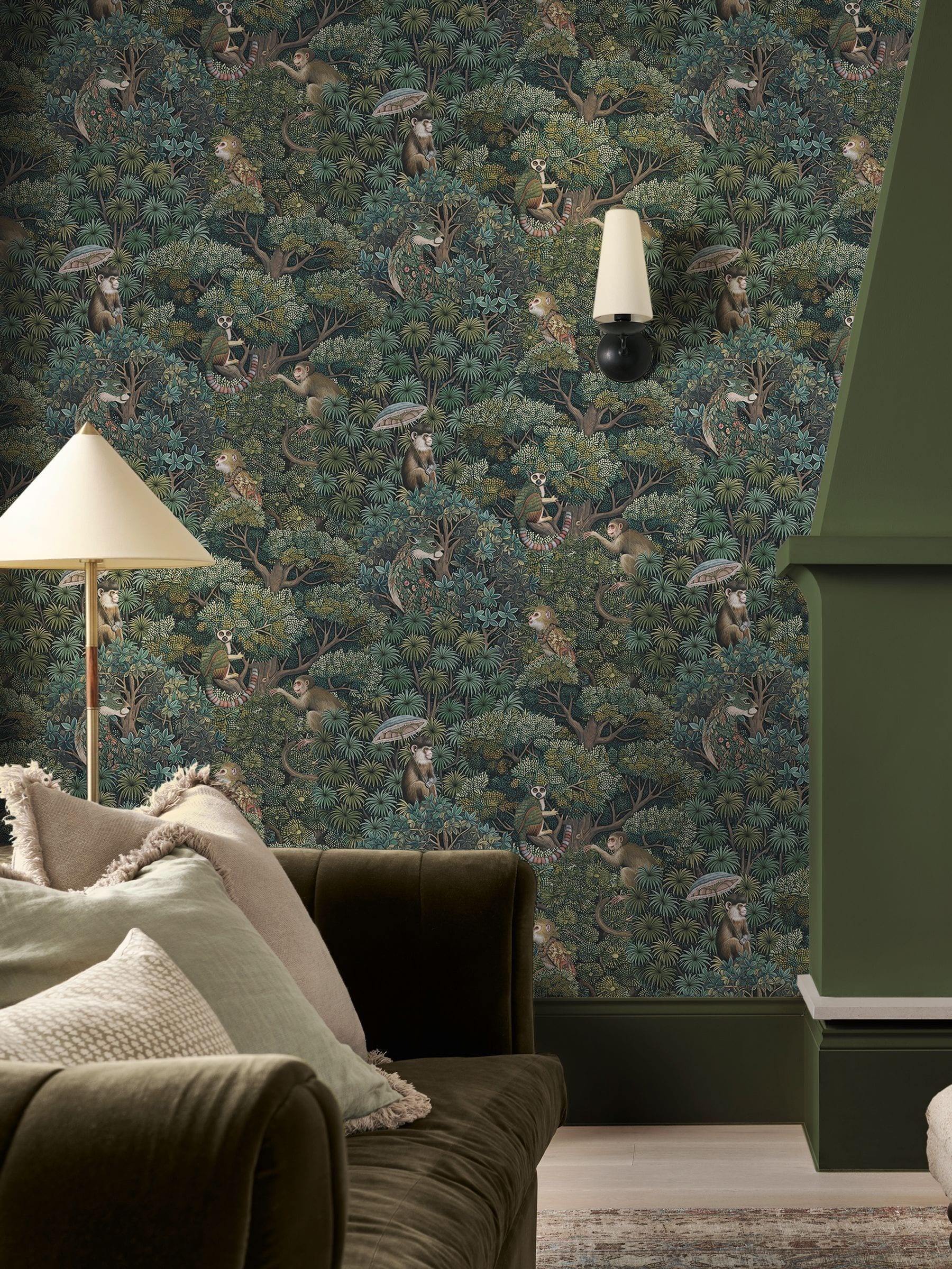 Graham & Brown Treetop Troop jungle wallpaper 10m roll - British product