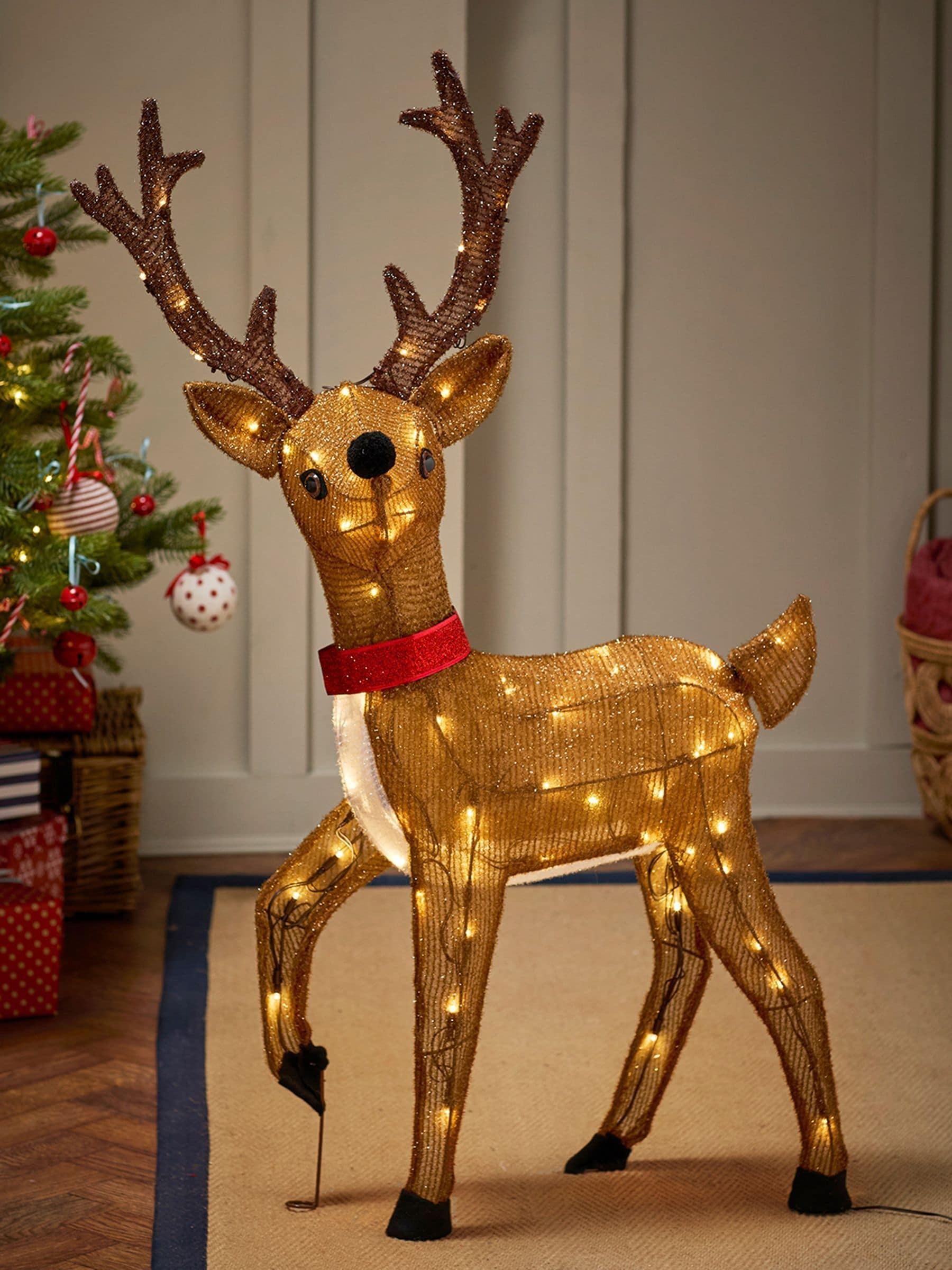 Lights4fun reindeer Christmas figure 1m battery operated - British product