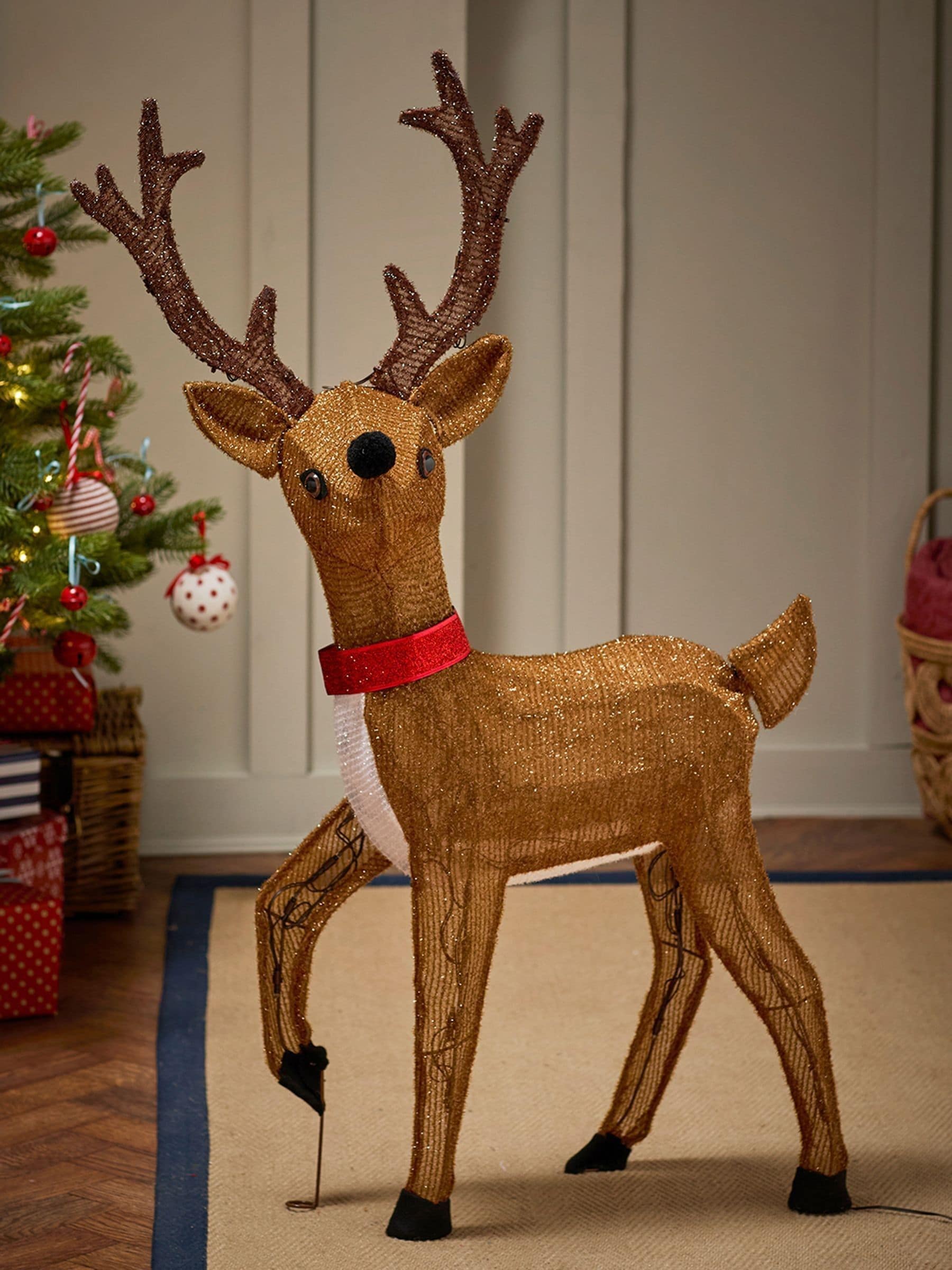 Lights4fun reindeer Christmas figure 1m battery operated - British product