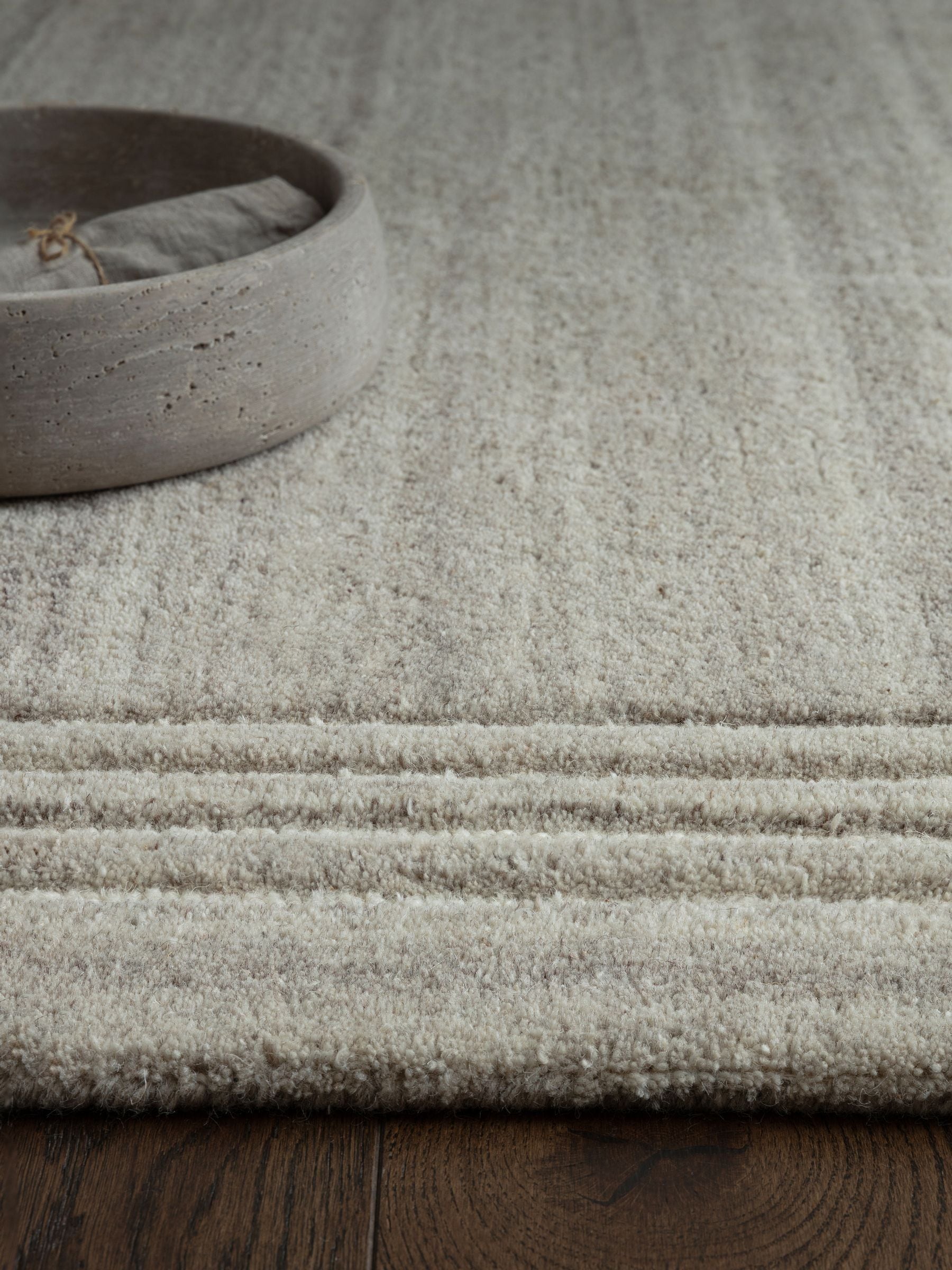 Asiatic Rugs grey Orlo wool rug (British brand)