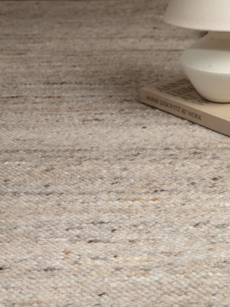 Asiatic Rugs Birkdale reversible beige rug (British brand)