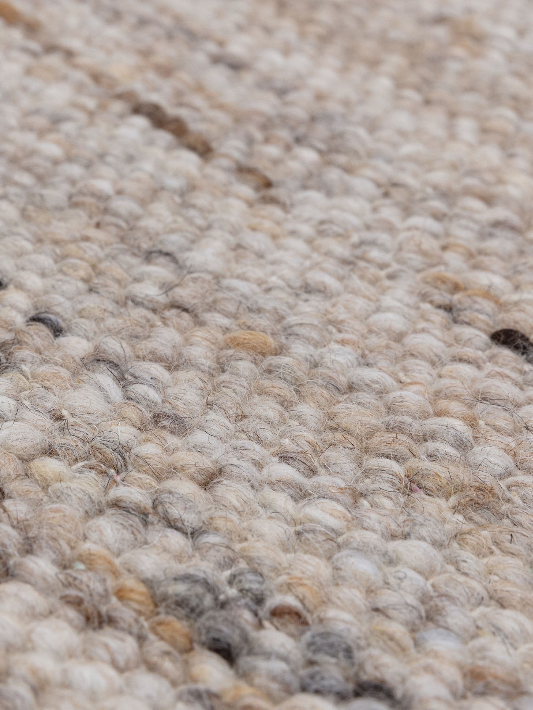 Asiatic Rugs Birkdale reversible beige rug (British brand)