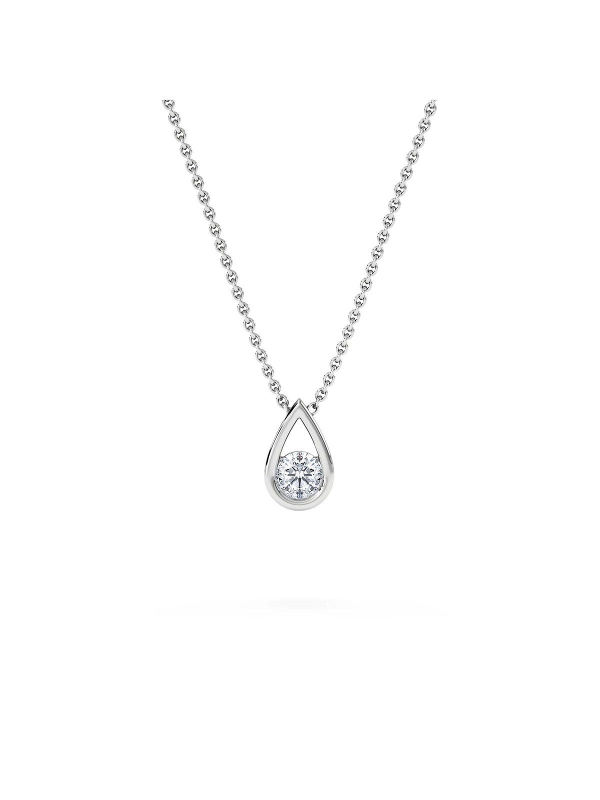 The Diamond Store white teardrop earrings 0.21ct (British brand)