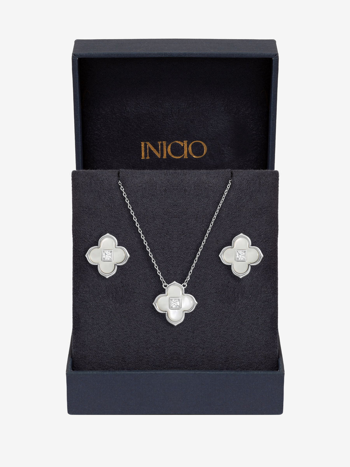 Inicio mother of pearl clover jewellery set gift box, UK version
