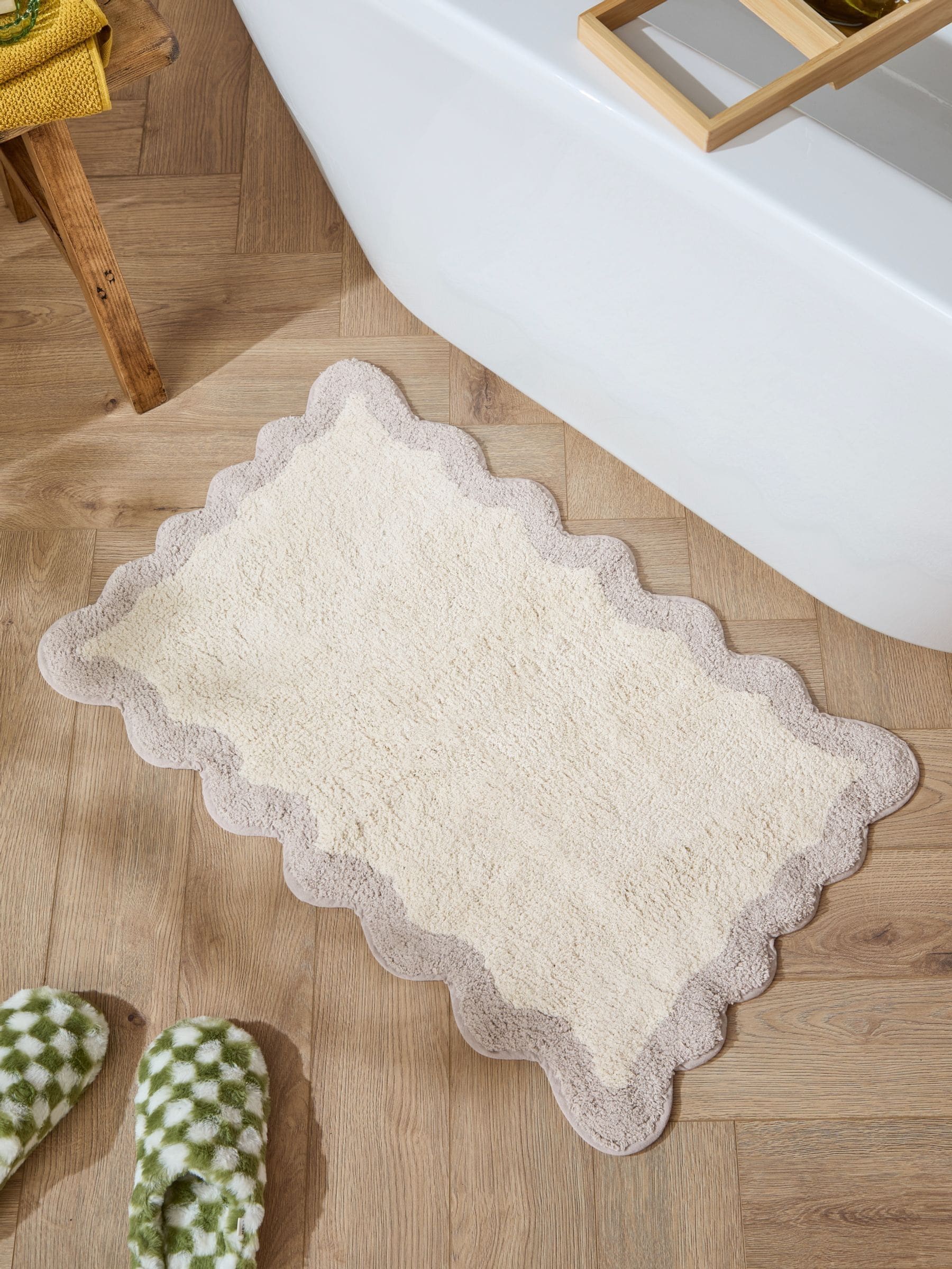 Furn Sky Lil Scallop Edge Bath Mat 50x80cm