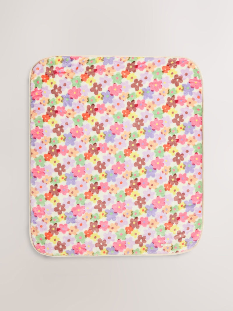 Cream Bear Fleece Baby Blanket 80cm x 70cm