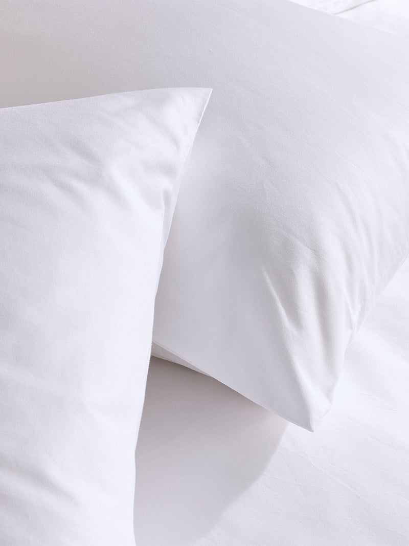 Hotel Pure Luxury white pillowcases pair standard - British product