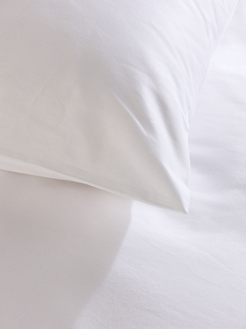 Hotel Pure Luxury white pillowcases pair standard - British product