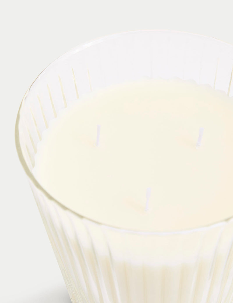 Garden Primrose 3 Wick Candle, UK version