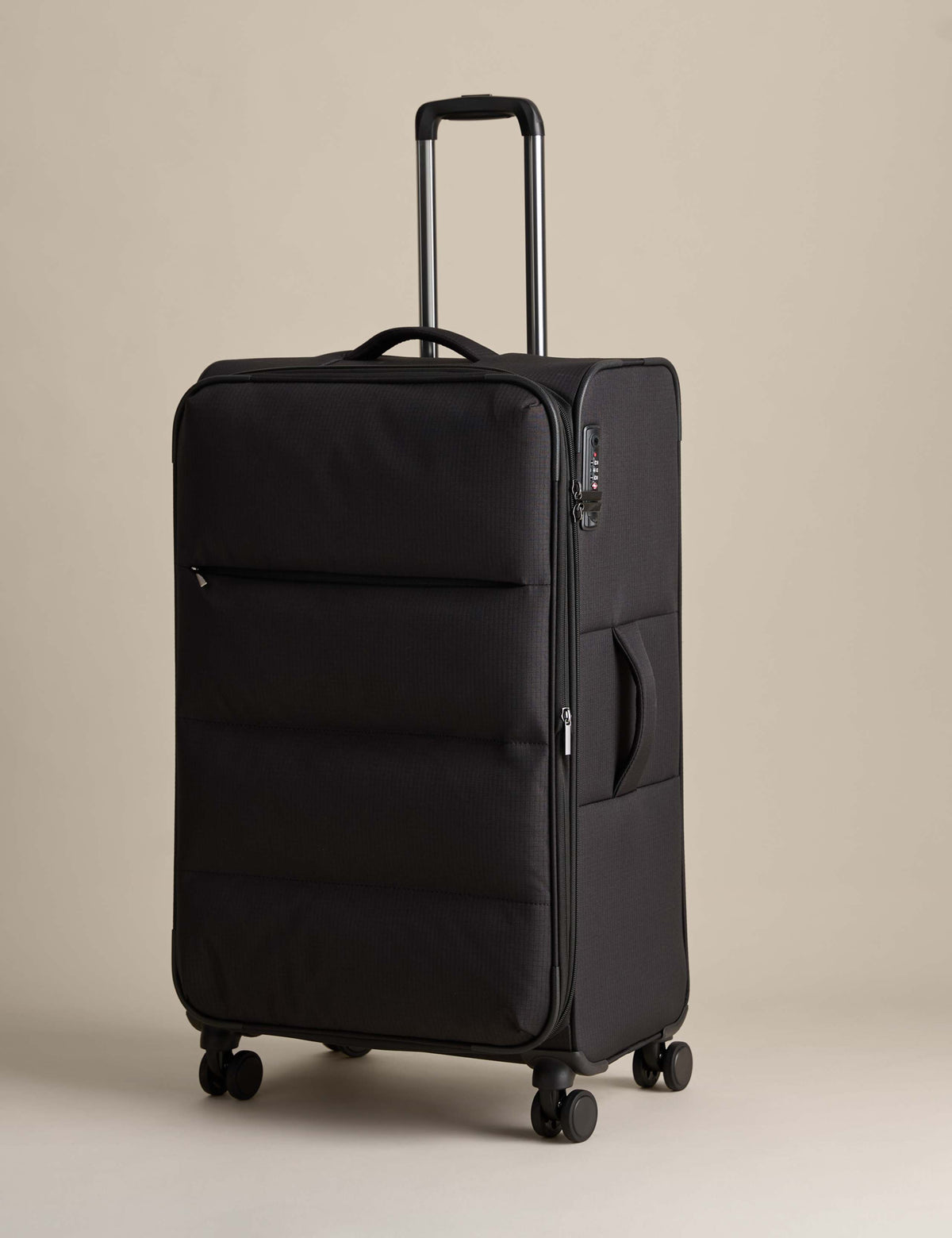 Geneva large soft suitcase with four wheels (British brand)