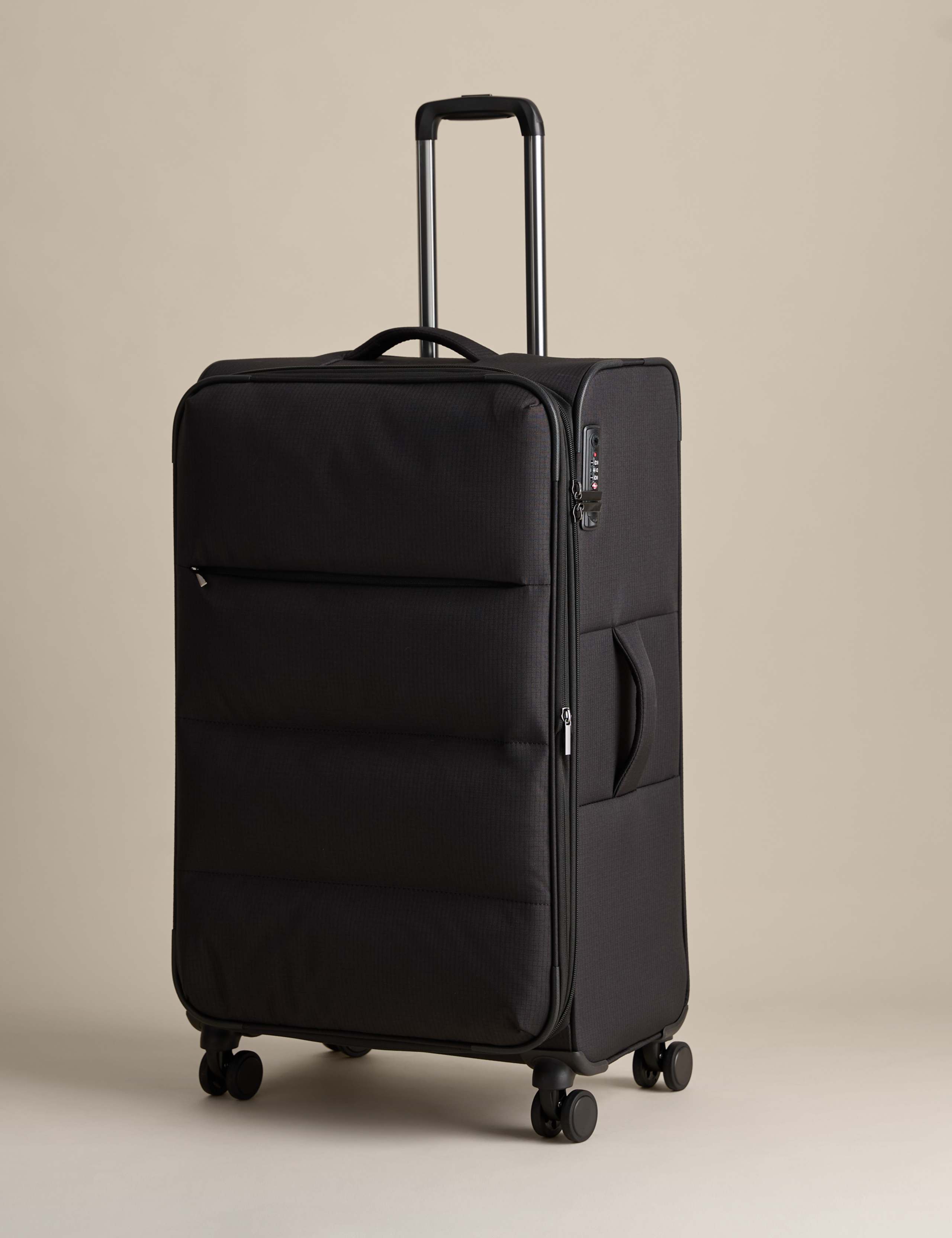 Geneva large soft suitcase with four wheels (British brand)