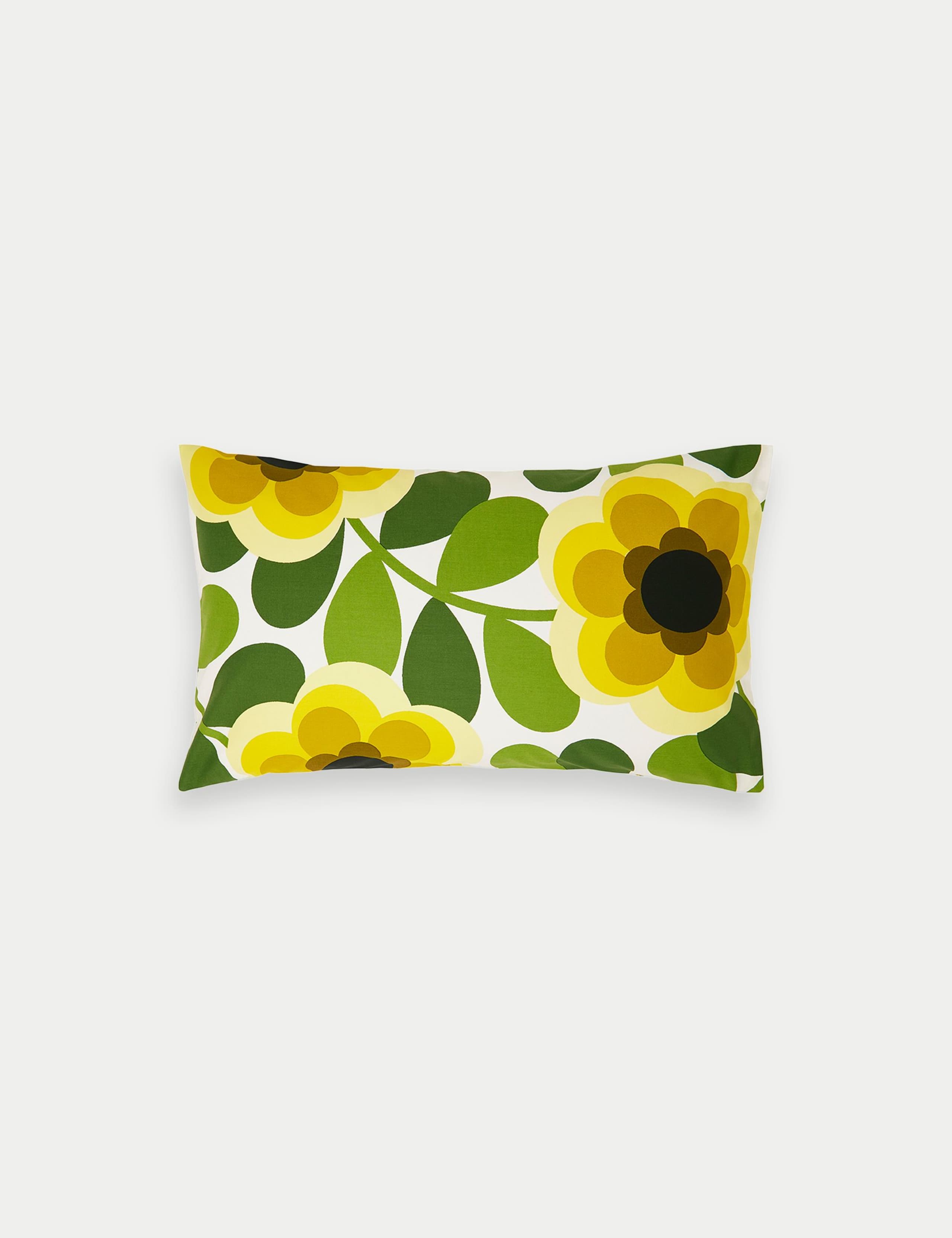 Giant water lily reversible bedding set, imported from the UK