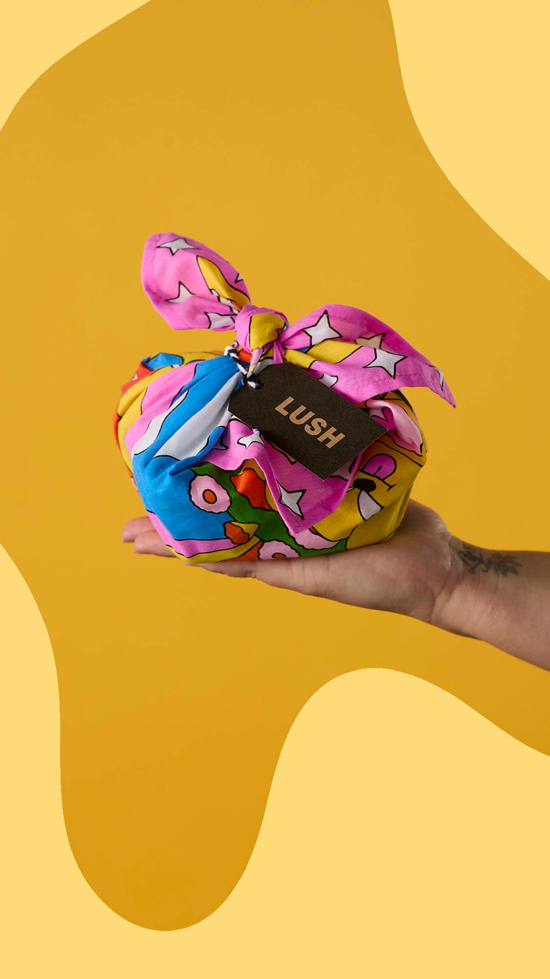 Lush Be Cool Knot Wrap gift 50x50cm - British product