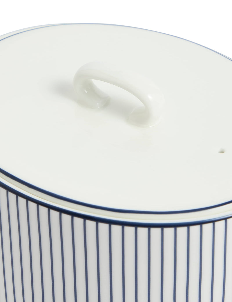 Wedgwood striped teapot 32oz fine bone china (British brand)