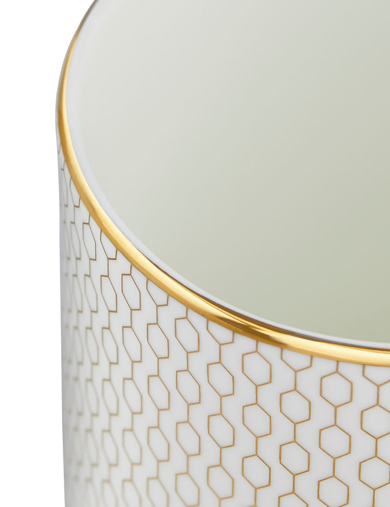Wedgwood Gio Gold Mug fine bone china with gold trim, UK version
