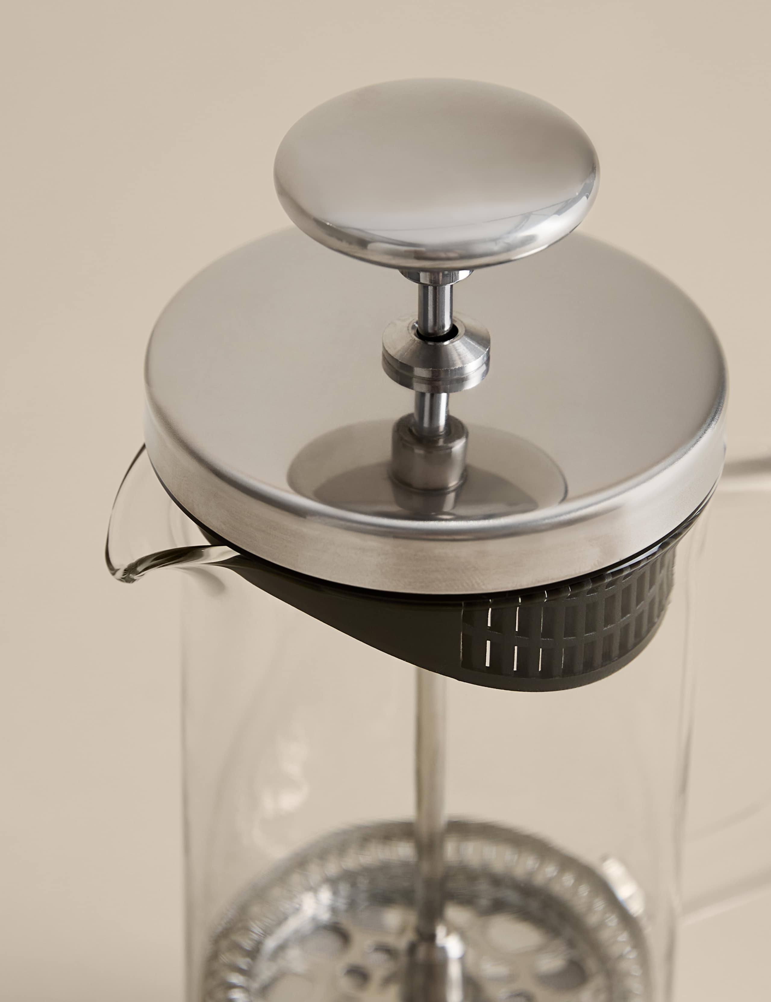 3 cup glass cafetiere with plunger, UK version