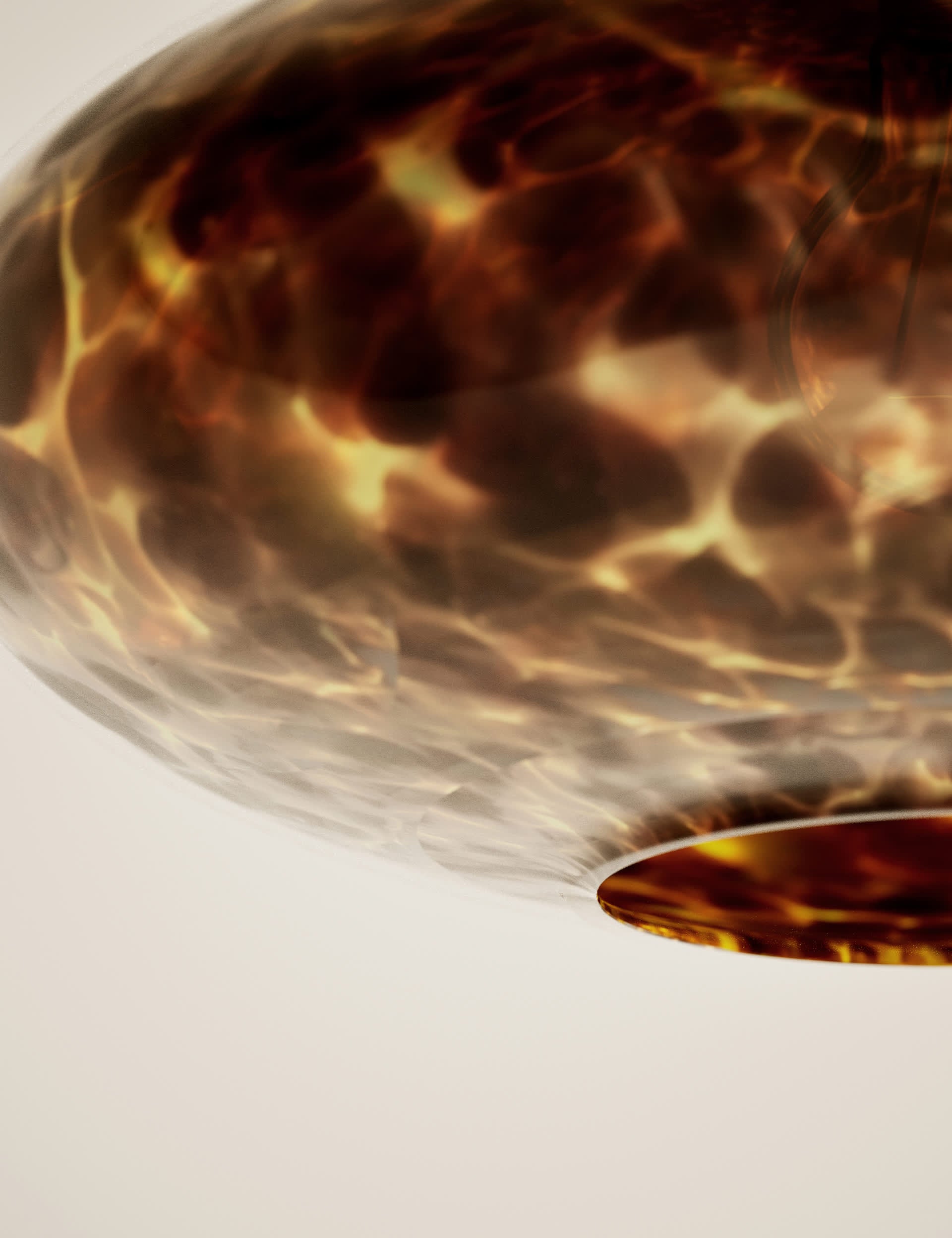 Glass tortoise shell easy fit shade - British product
